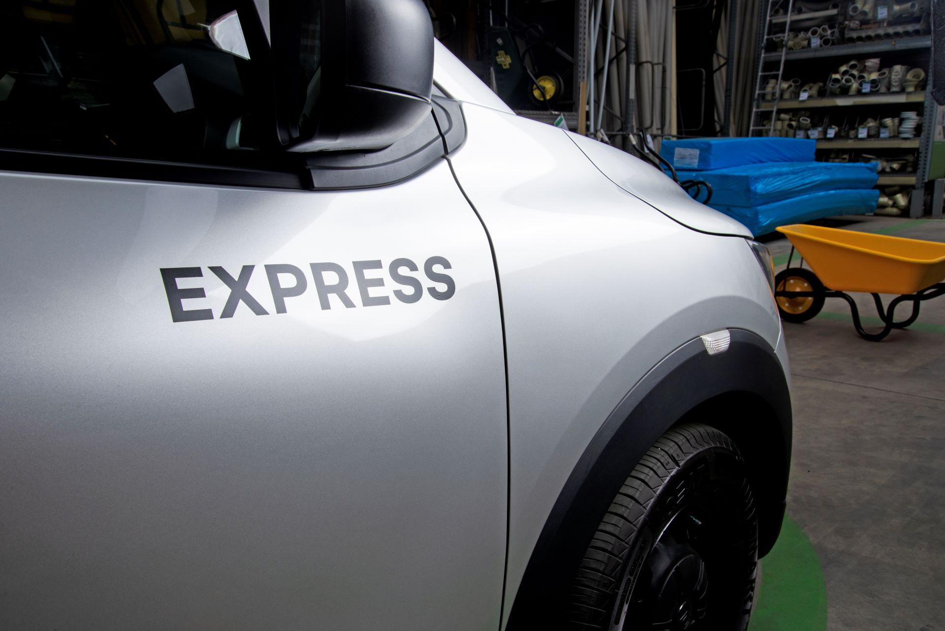 Renaulttriberexpressiiiredefinesbusinessmobility 2