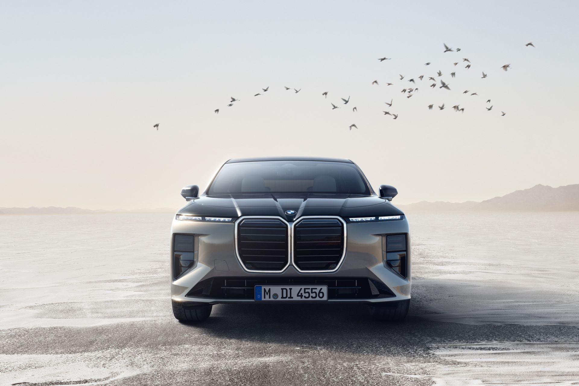 Bmw7seriesushersinneueklasseeraforluxury 4