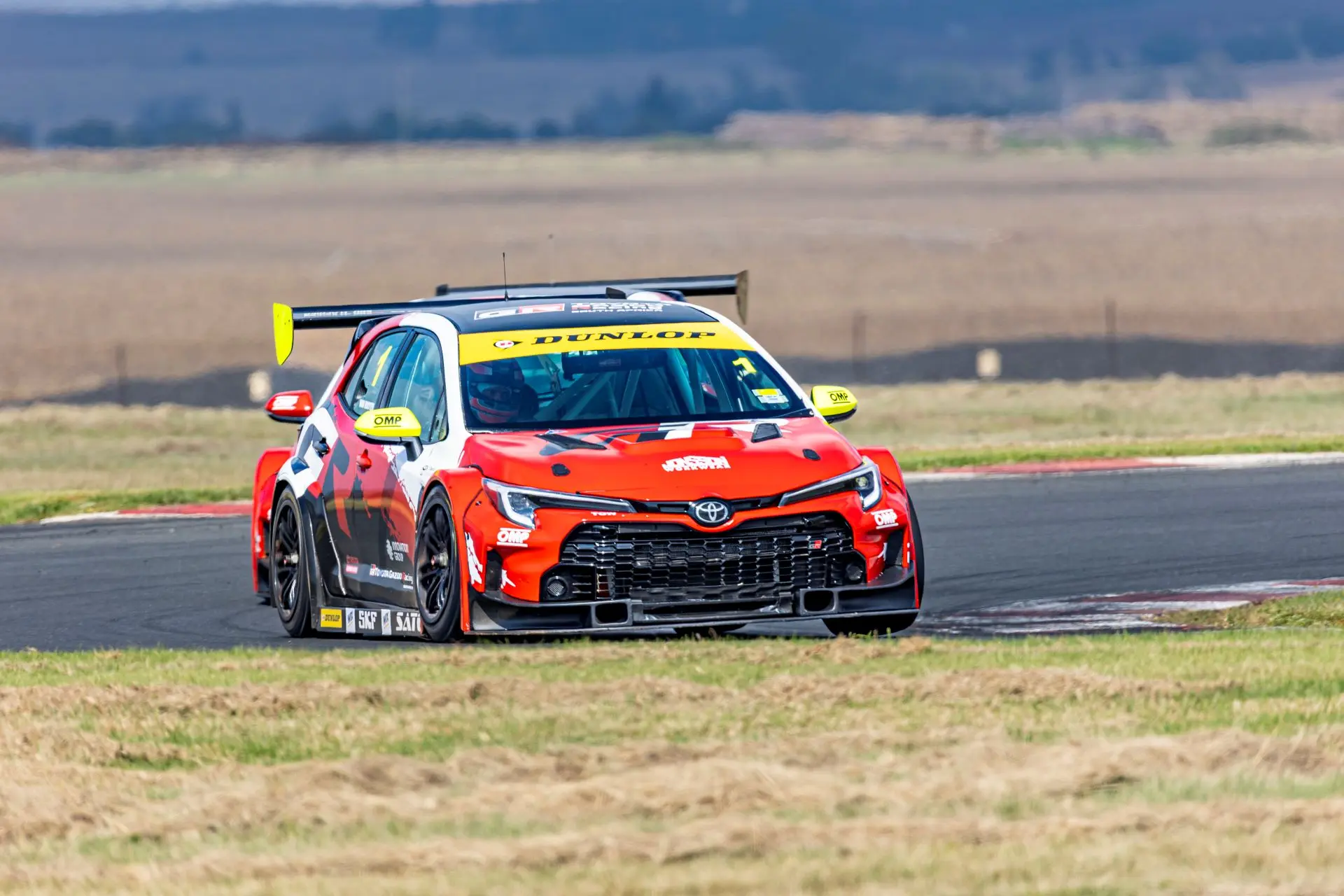 1779203655803-614967543-toyotagazooracingheadstozwartkopsforround3-4.jpg