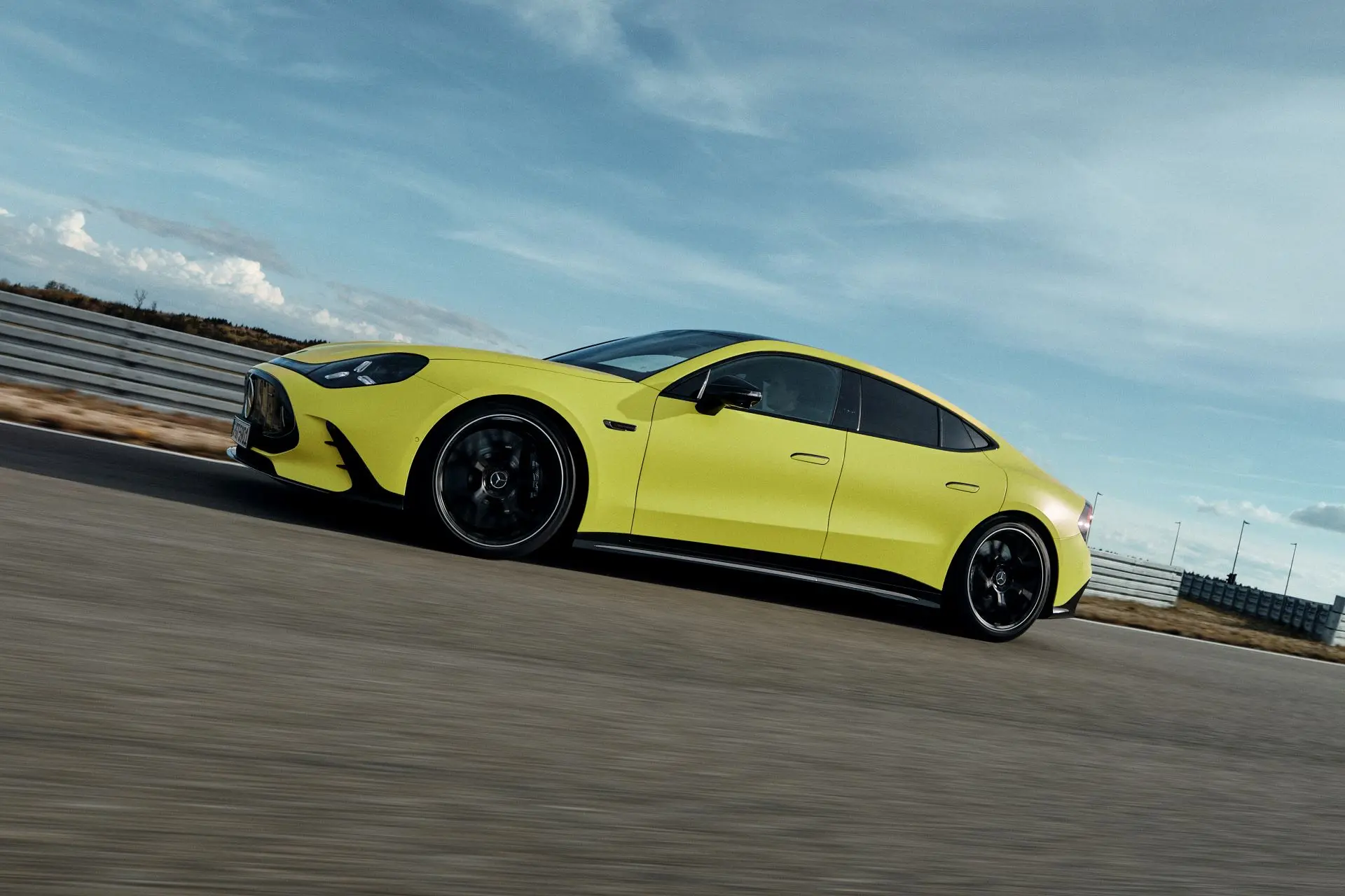 1779262122545-20018137-mercedes-amggtevrewritesperformancerulebook-4.jpg