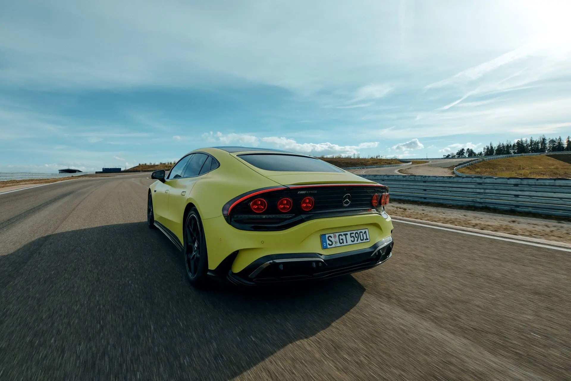 1779262124815-736516172-mercedes-amggtevrewritesperformancerulebook-3.jpg