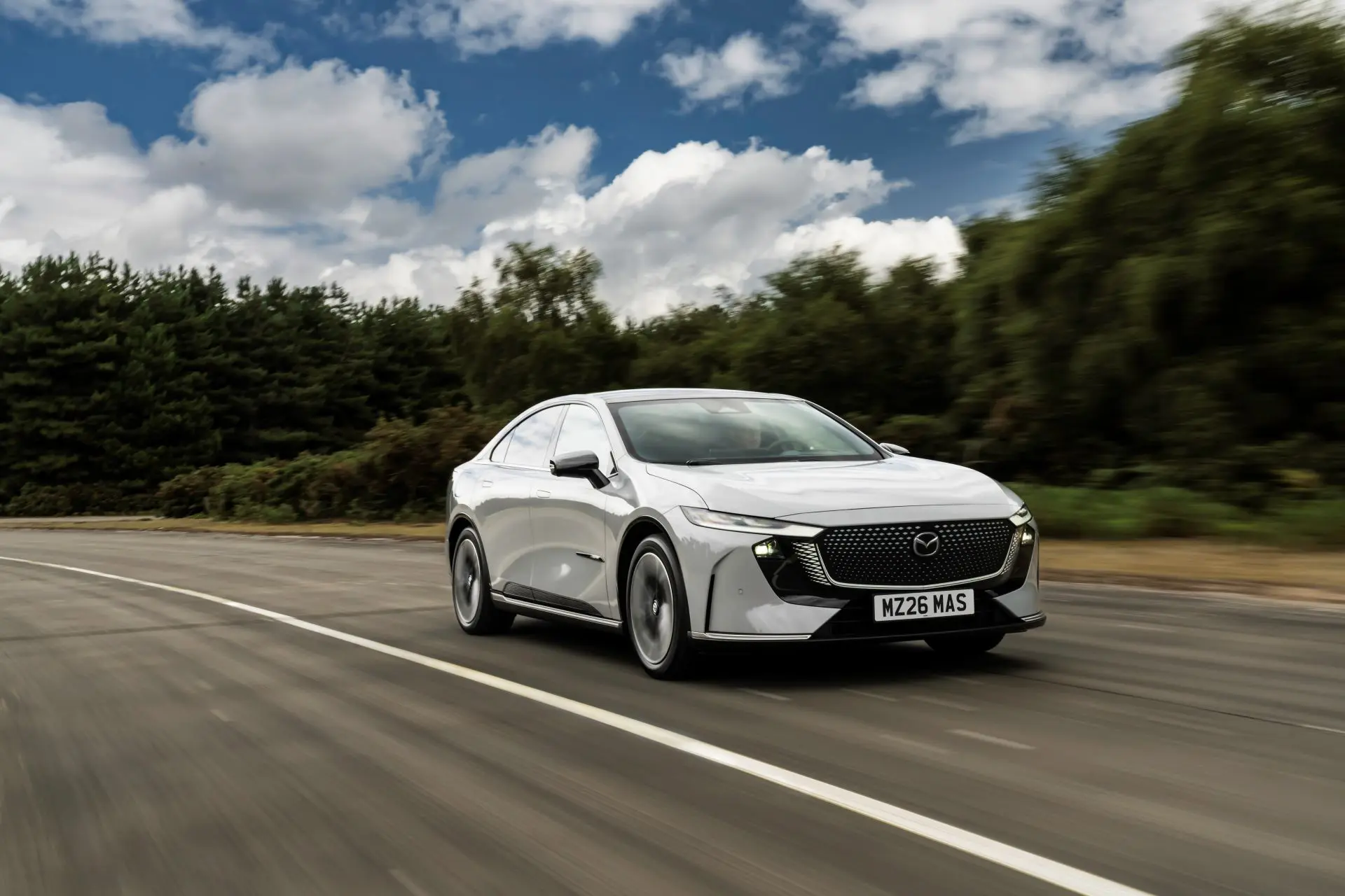 1779353489619-44625292-mazda6euklaunchbringselectricsalooninnovation-4.jpg