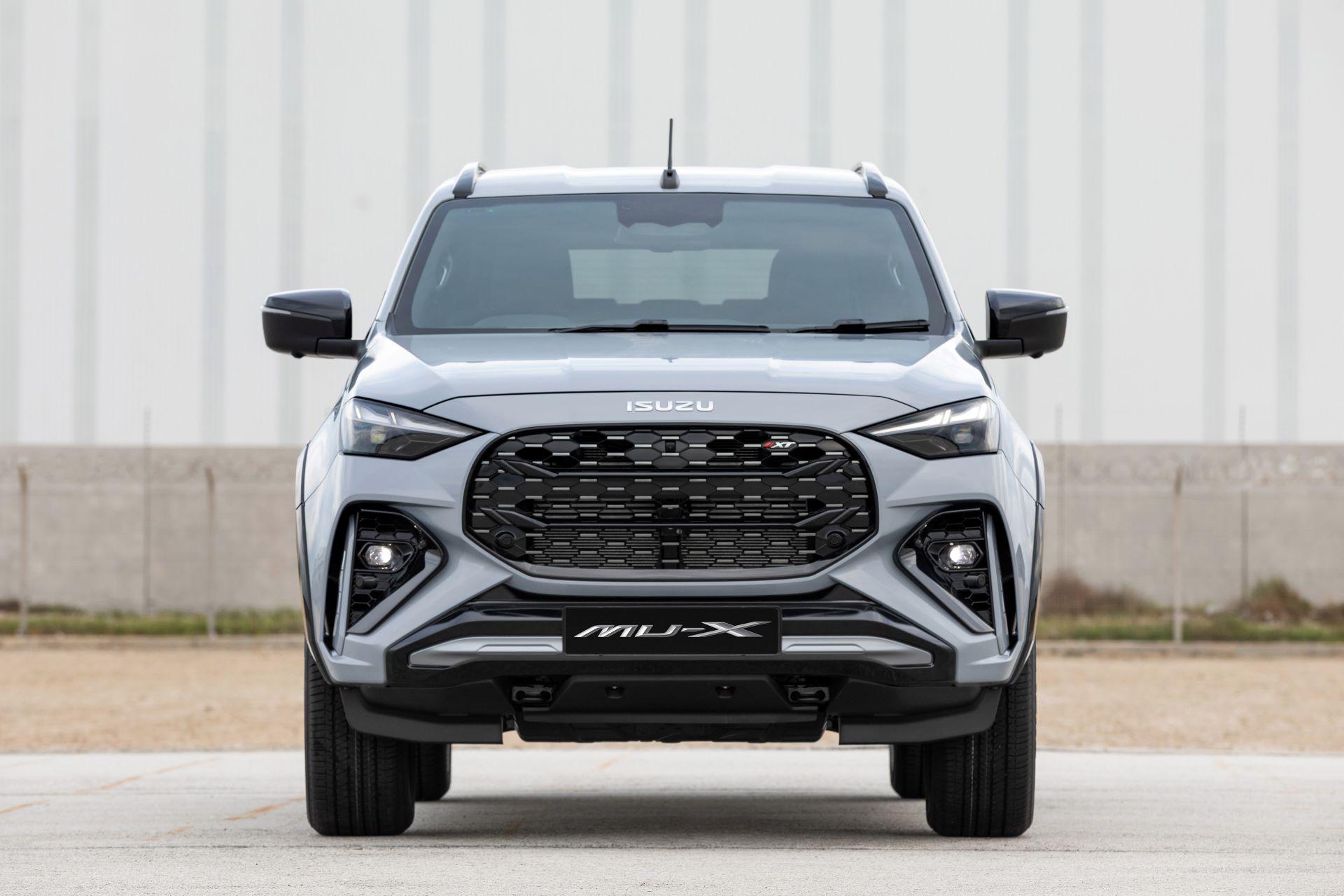 2026isuzumu xraisessuvsafetyandcomfort 6