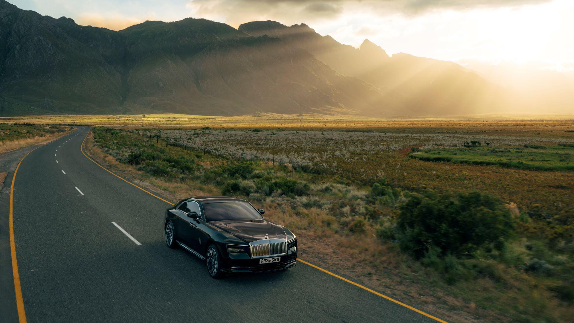 Rolls roycespectreseriesiielectricluxuryredefined 3