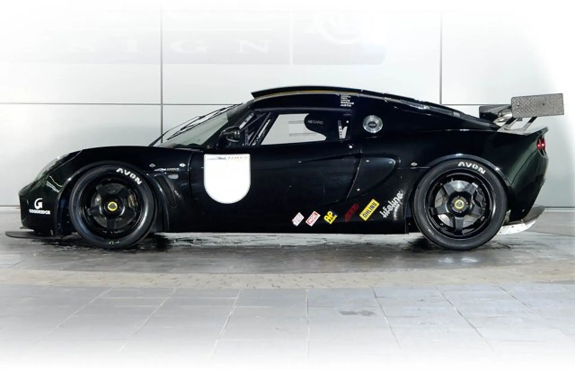 Lotus Exige_GT3_side