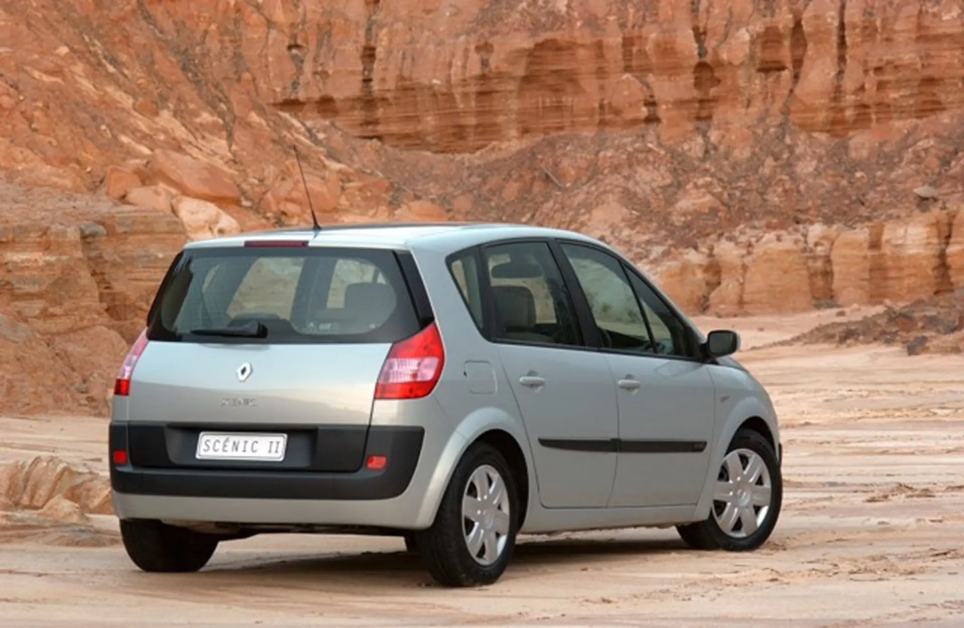 Renault Scenic South Africa Car Show3