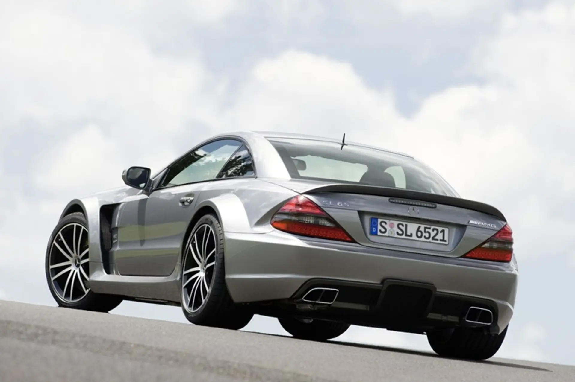 Mercedes-Benz SL 65 AMG 2008 Car Shows 2008
