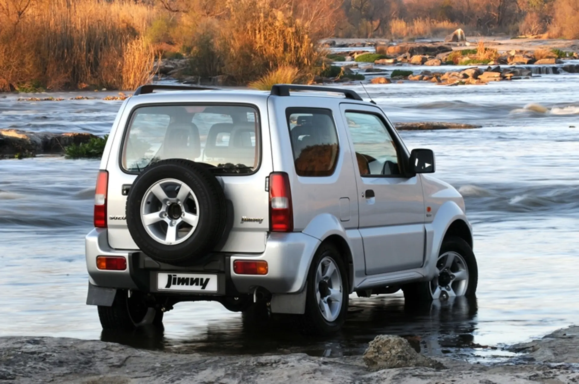 Suzuki Jimny 2011 Rear View