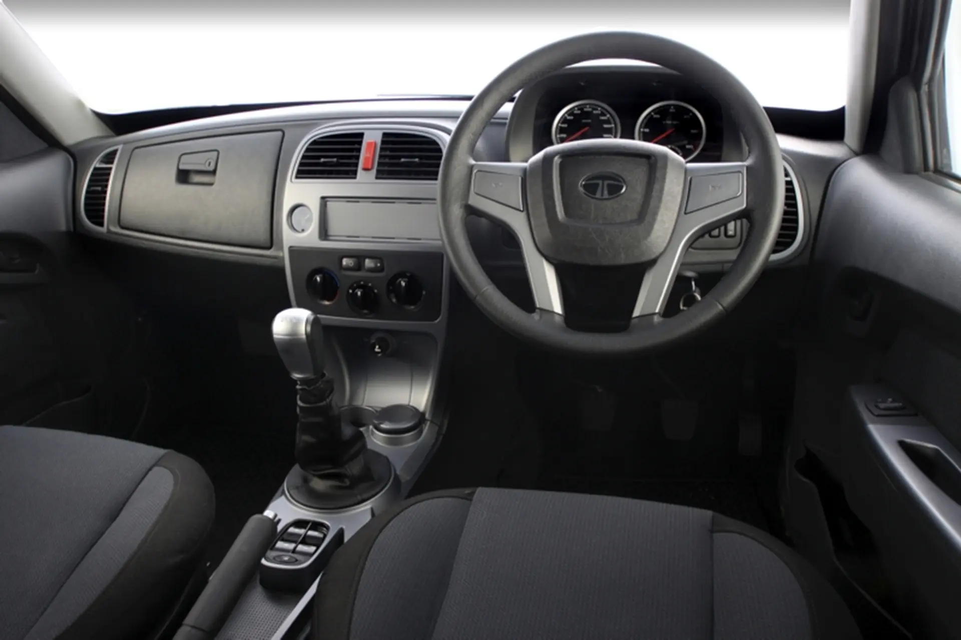 Tata Xenon Inside