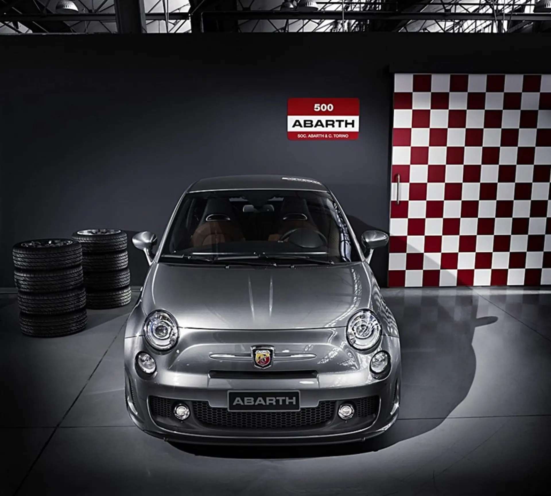 Abarth 500 2011 Full View