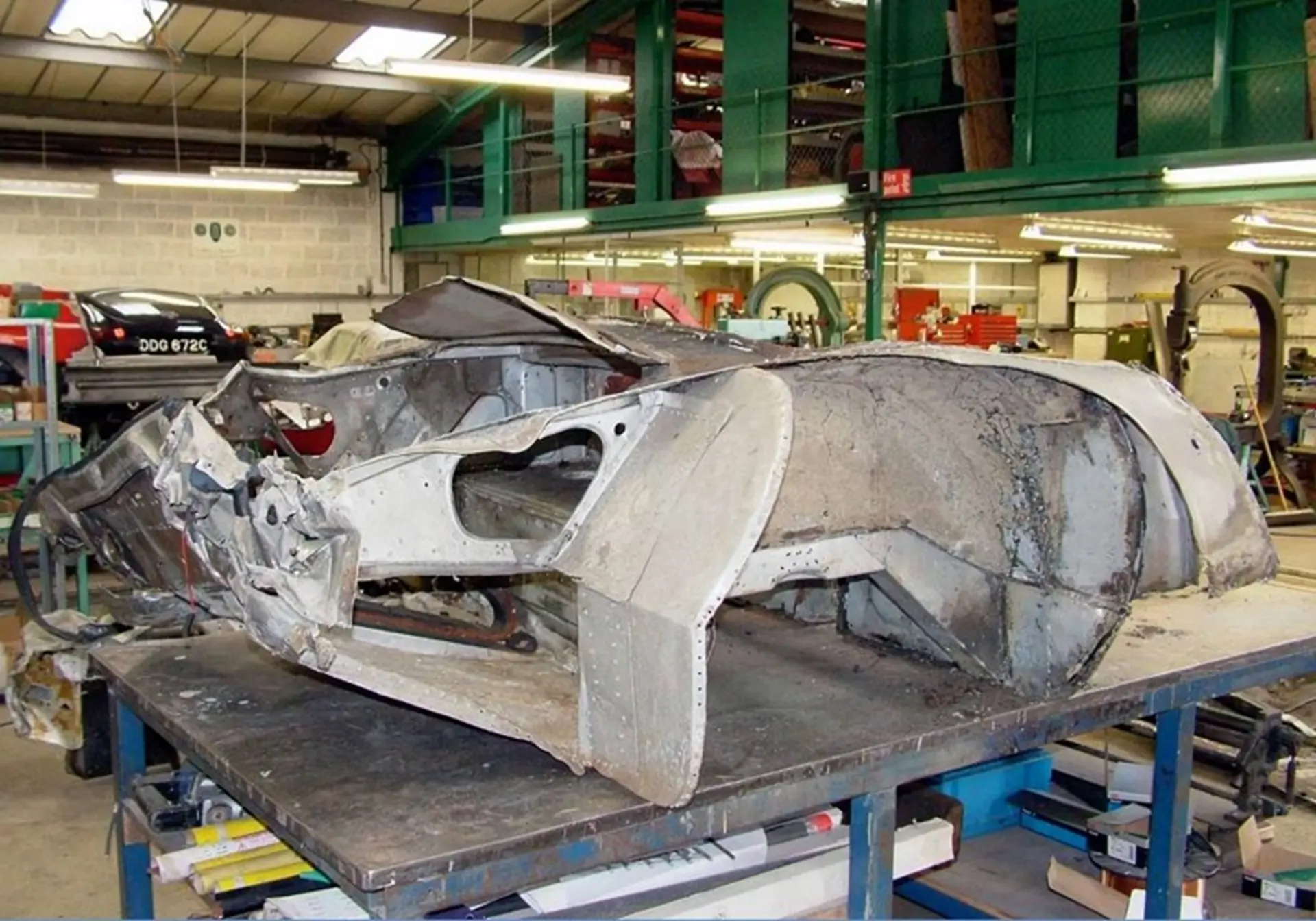 jaguar-e-type-restored-2011