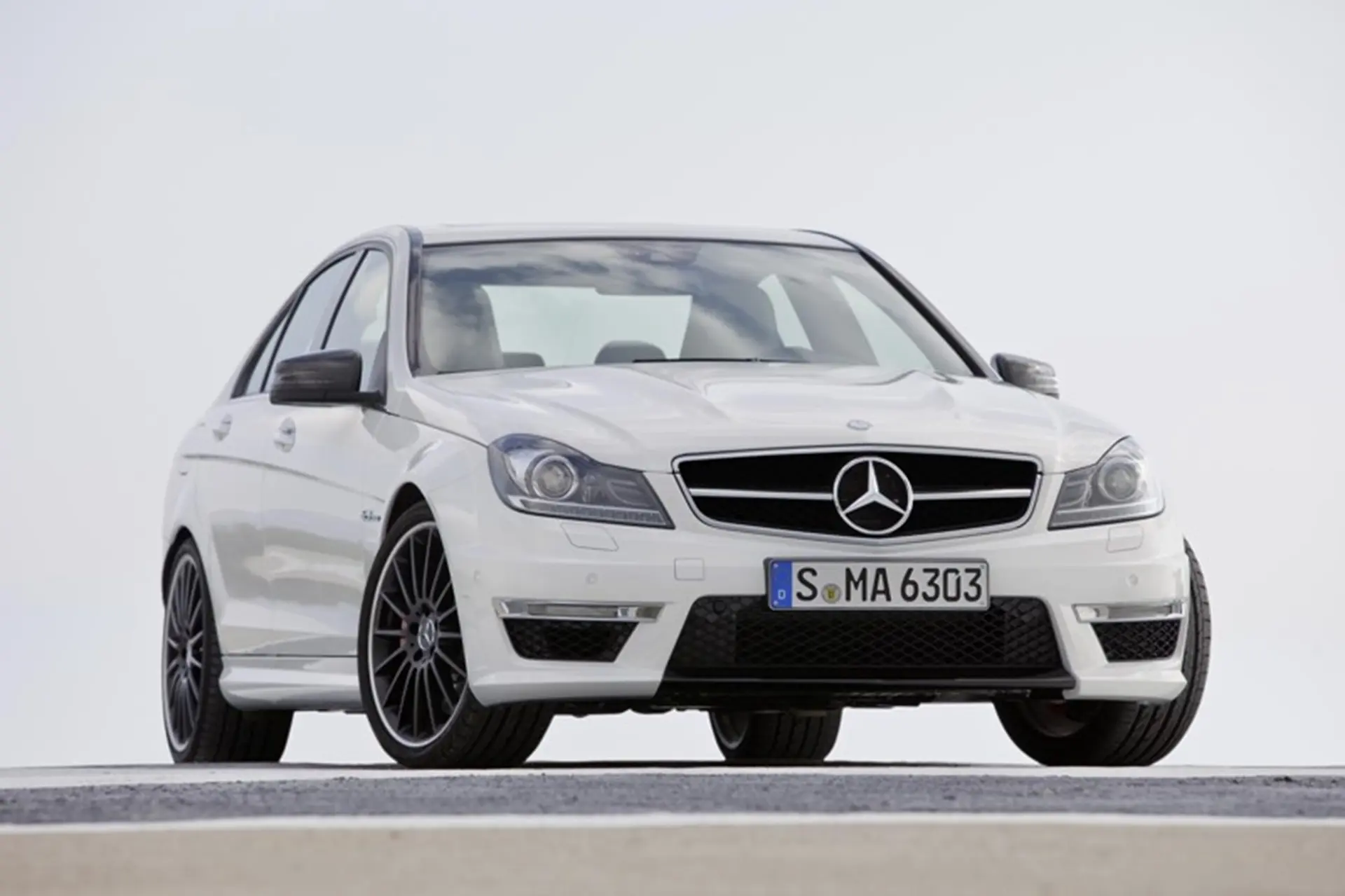 C 63 AMG Mercedes-Benz 2011