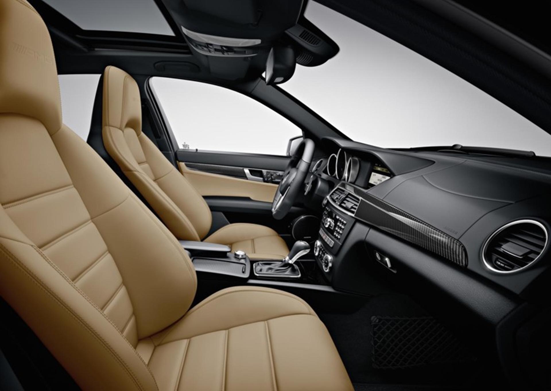 Mercedes-Benz C63 AMG SPEEDSHIFT MCT sports transmission increases efficiency
