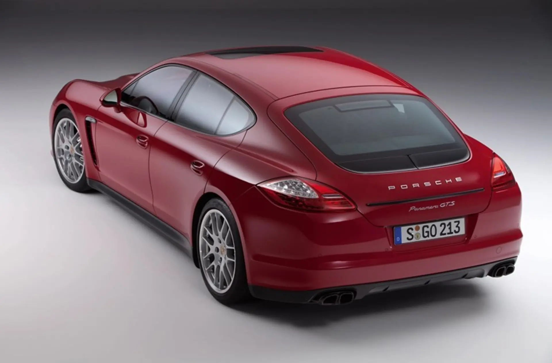 porsche panamera-gts-rear-view