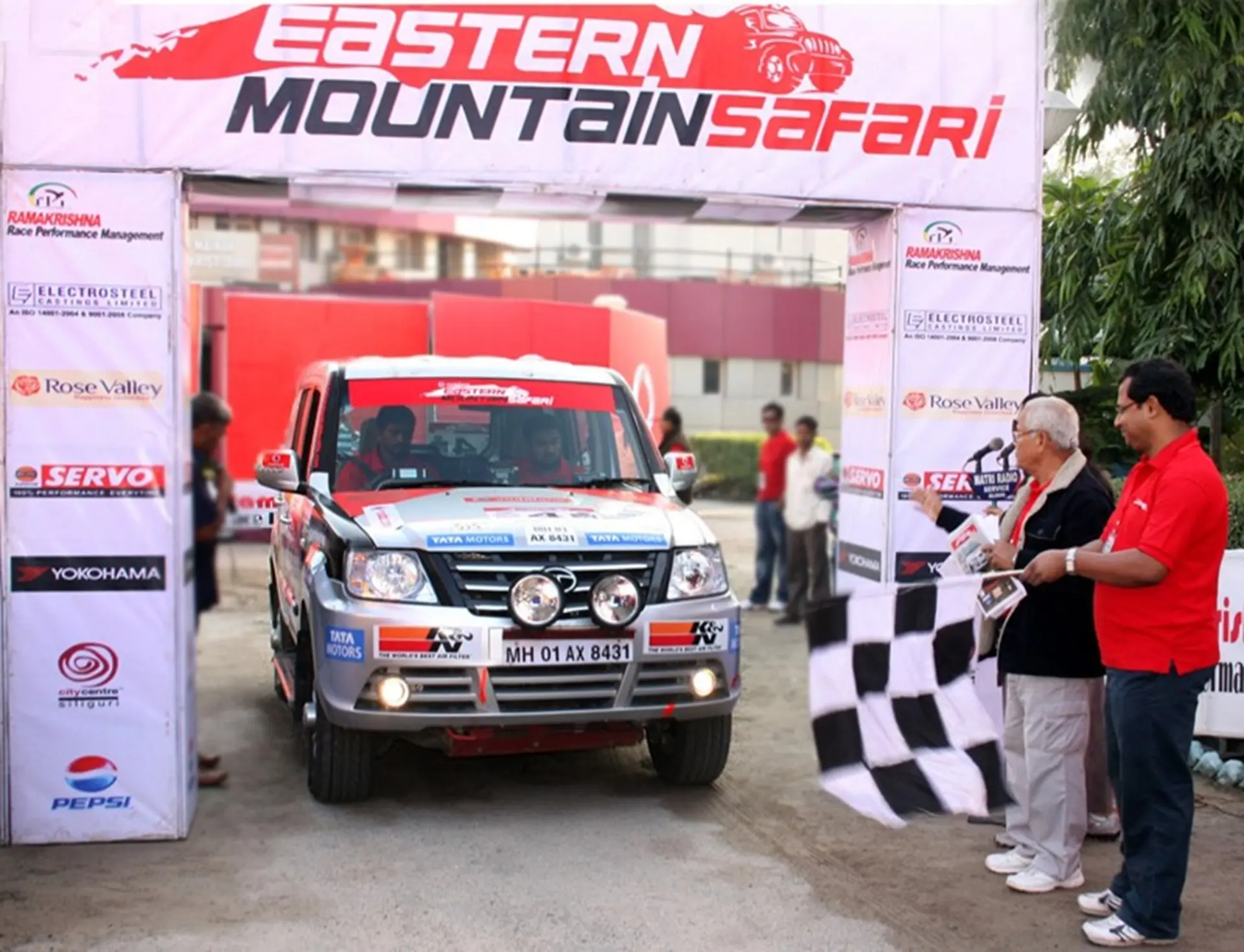 TATA Sumo Grande