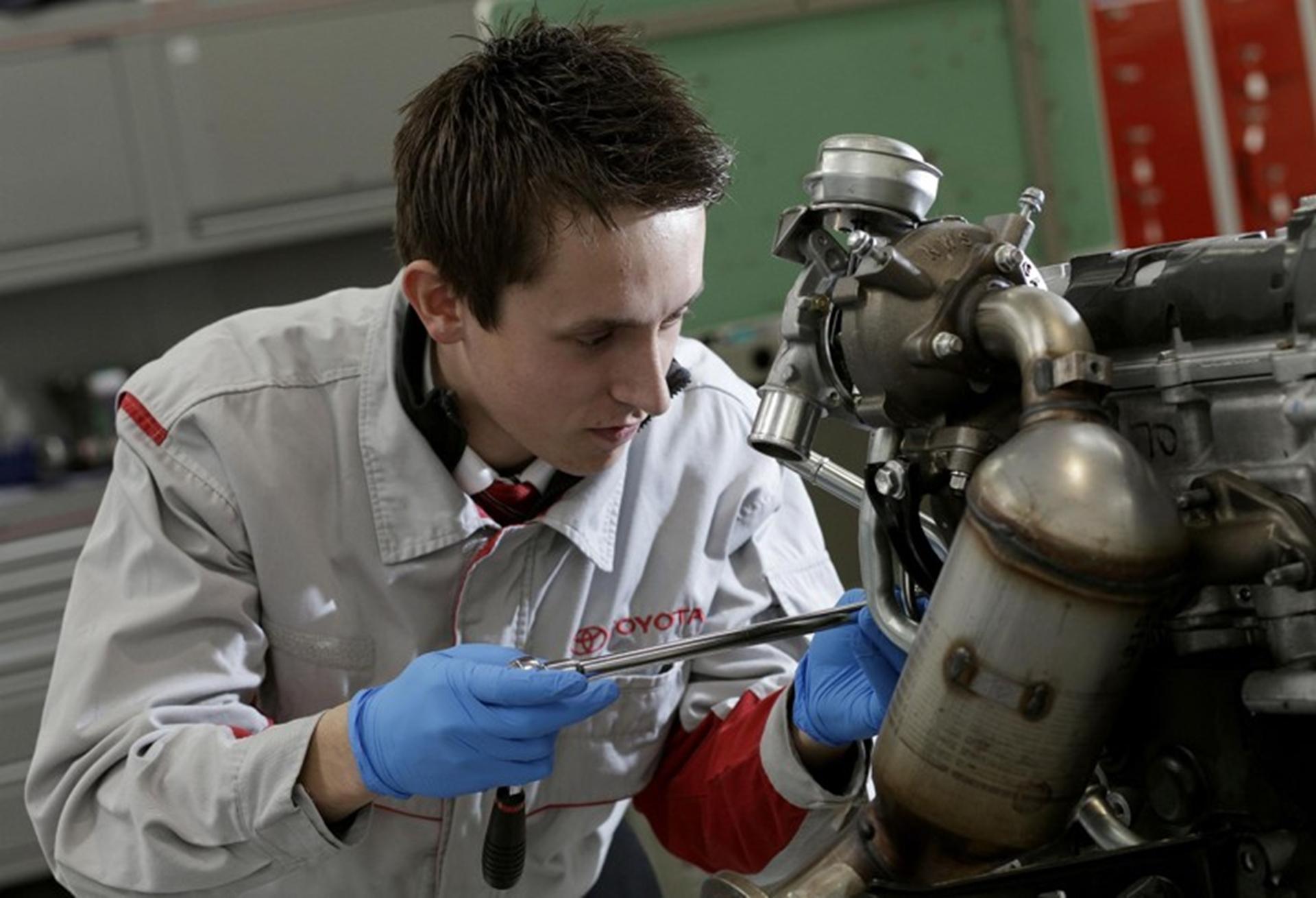 TOP MARKS FOR TOYOTA TRAINING
