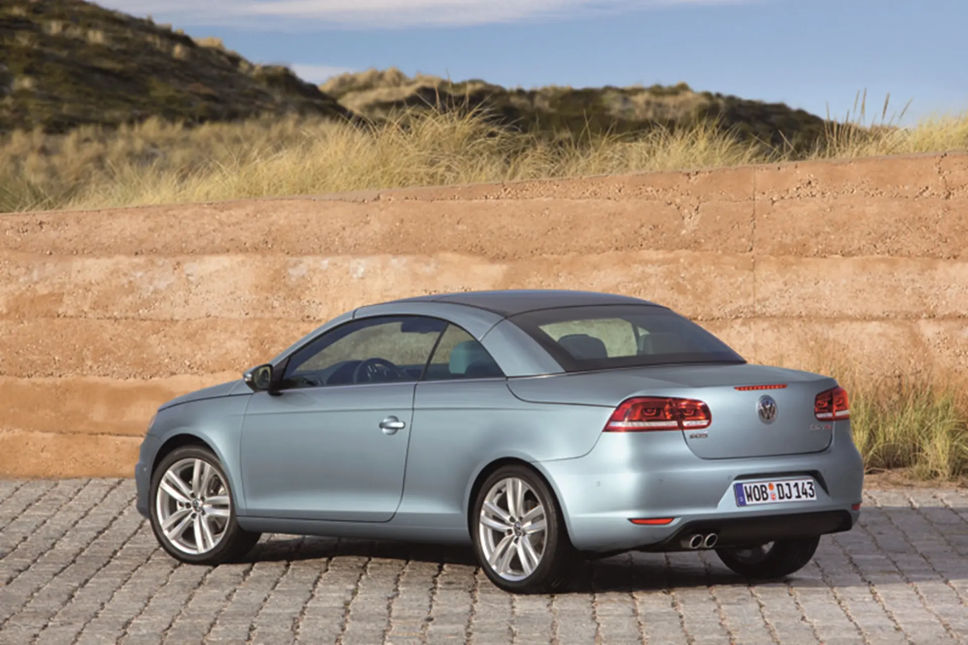 volkswagen-eos-2012-LA-Auto-Show
