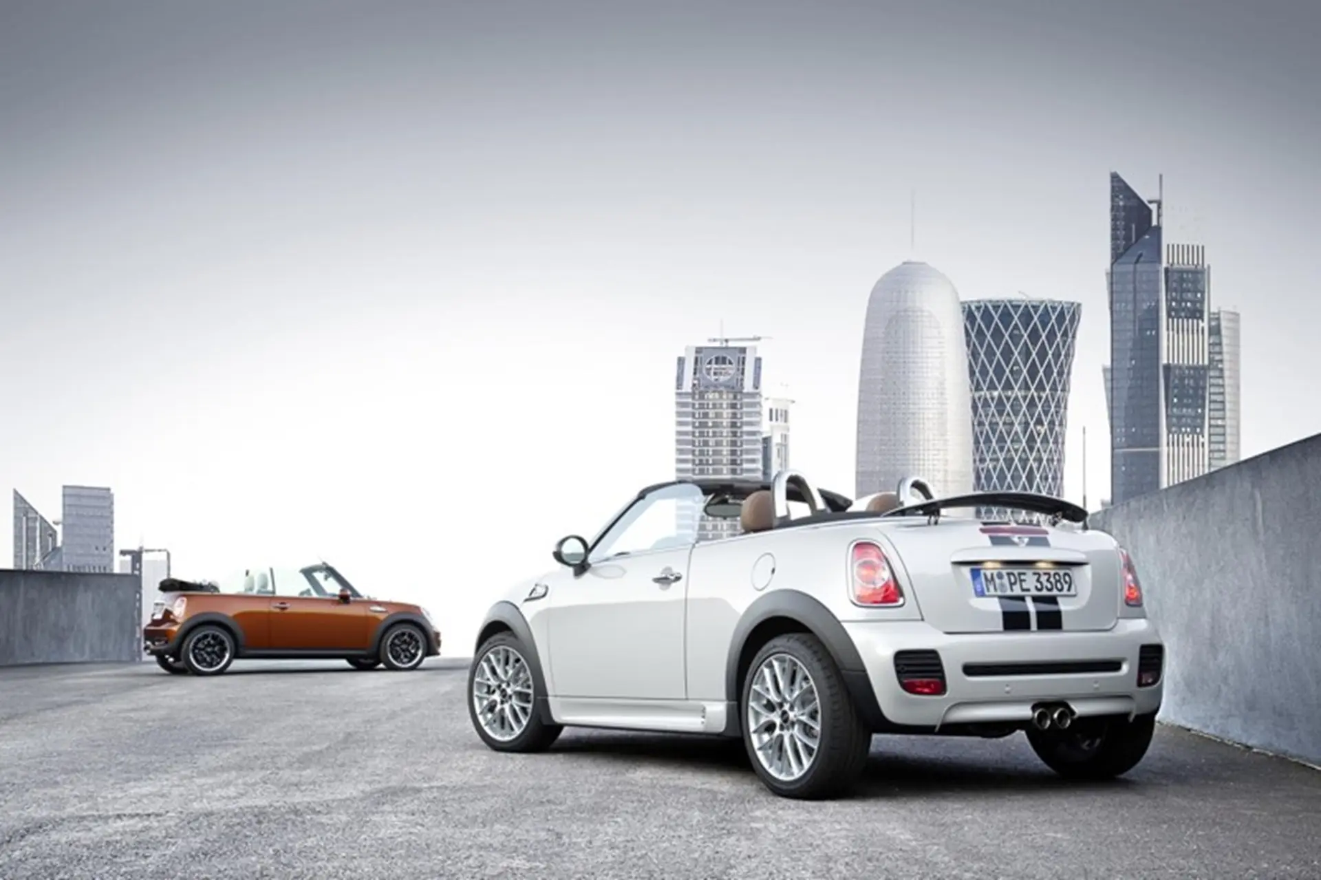 Motor-Show-Mini-Roadster-Naias