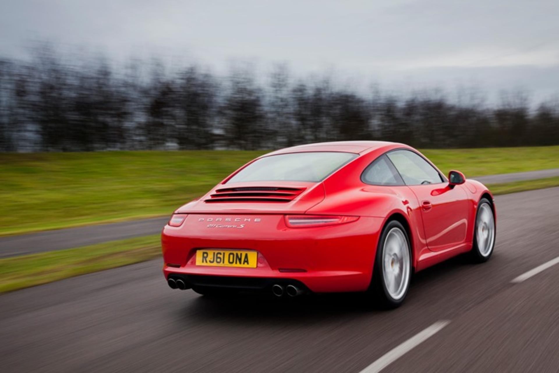 DREAMING OF A NEW PORSCHE 911 GO CONFIGURE