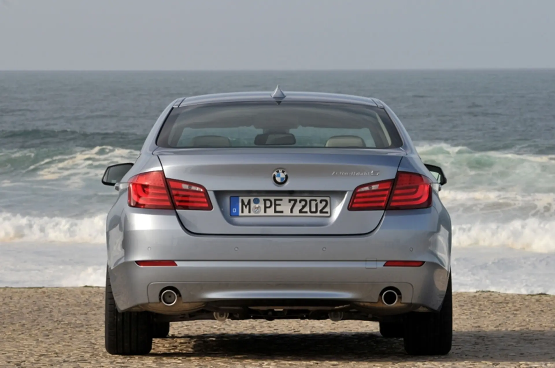 BMW ActiveHybrid 5 back