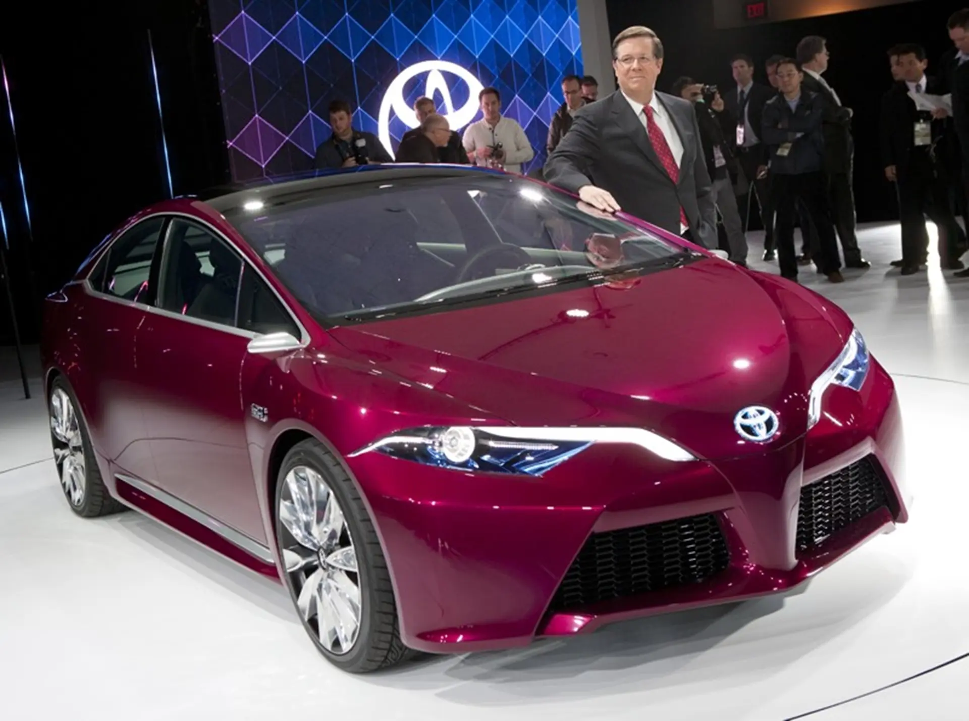 NAIAS Toyota NS4