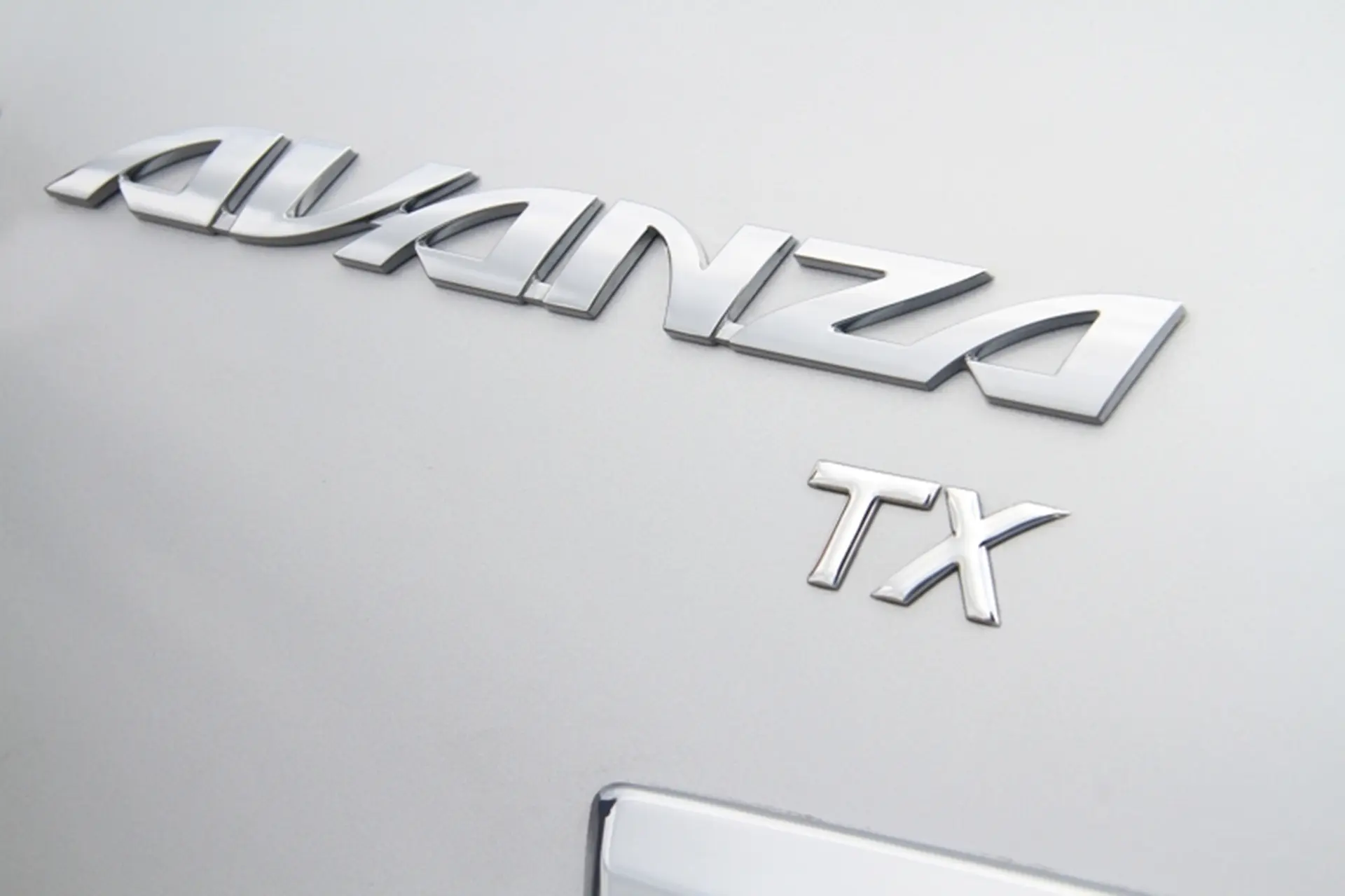 Toyota Avanza Logo