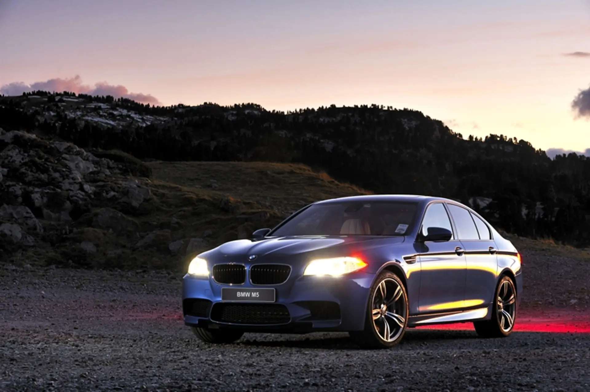 BMW-M5-2012