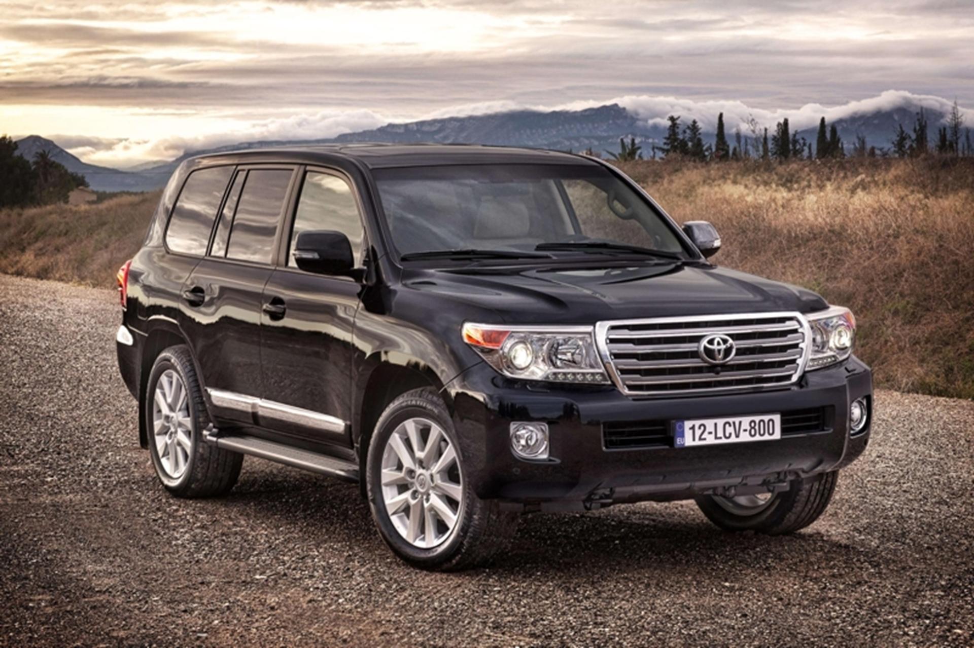 TOYOTA STEERS CLEAR OF THE QUEUES WITH UK’S FIRST IN-CAR TPEG TRAFFIC INFORMATION SERVICE