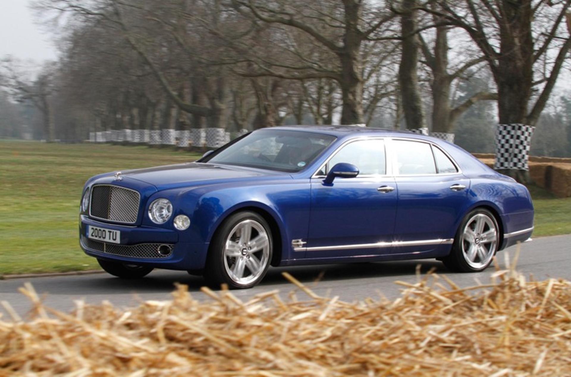 Bentley V8 Thunders over Goodwood Hills