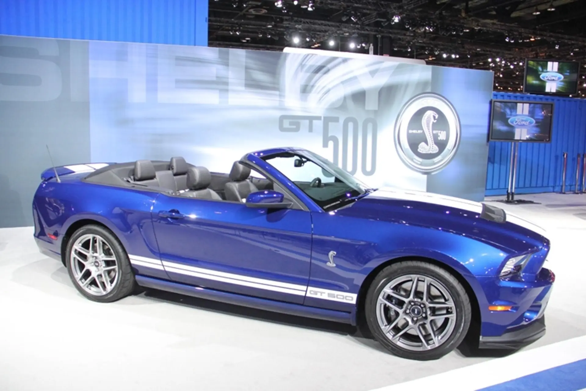 Ford Shelby Mustang GT500 Convertible