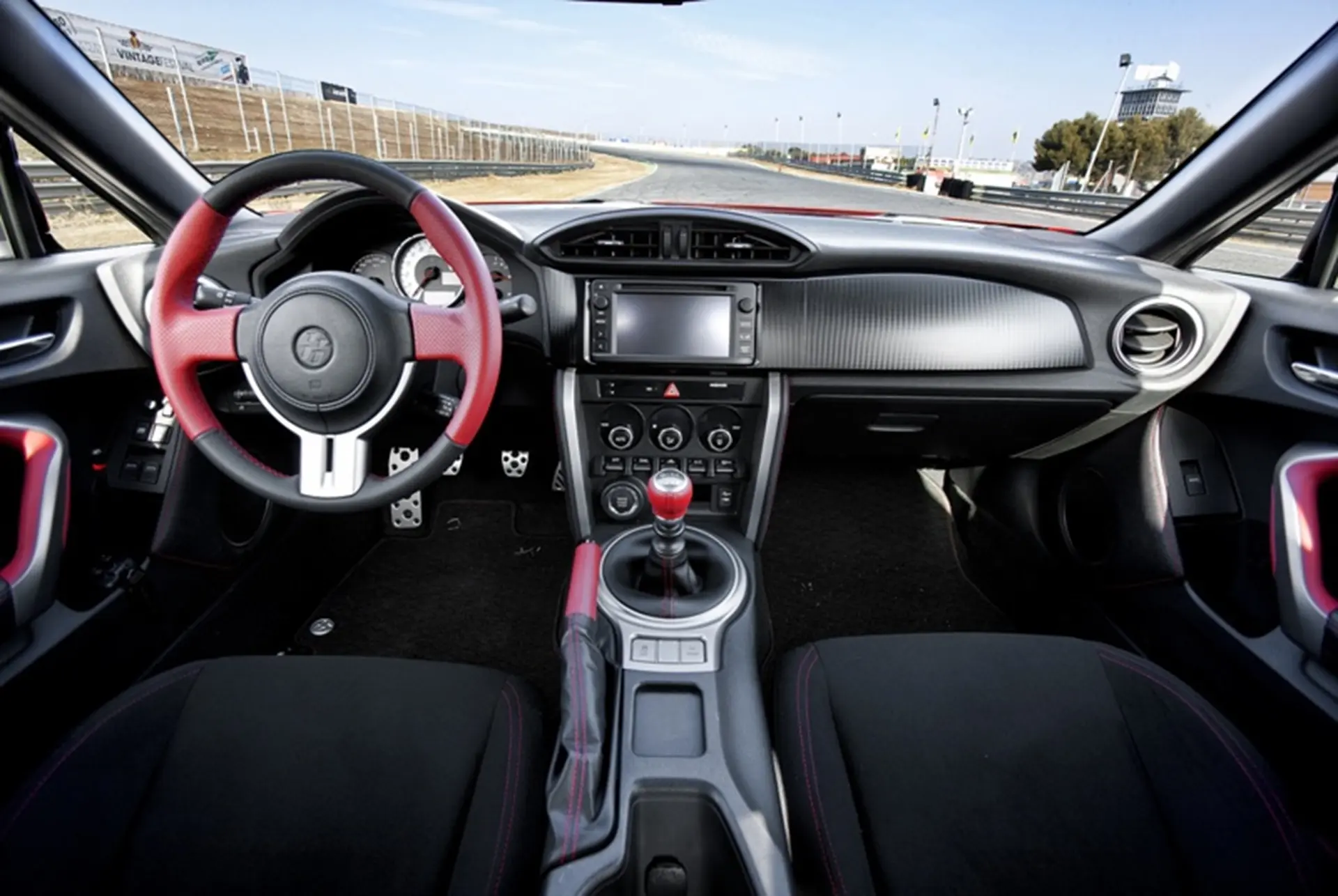 Toyota GT86 Inside