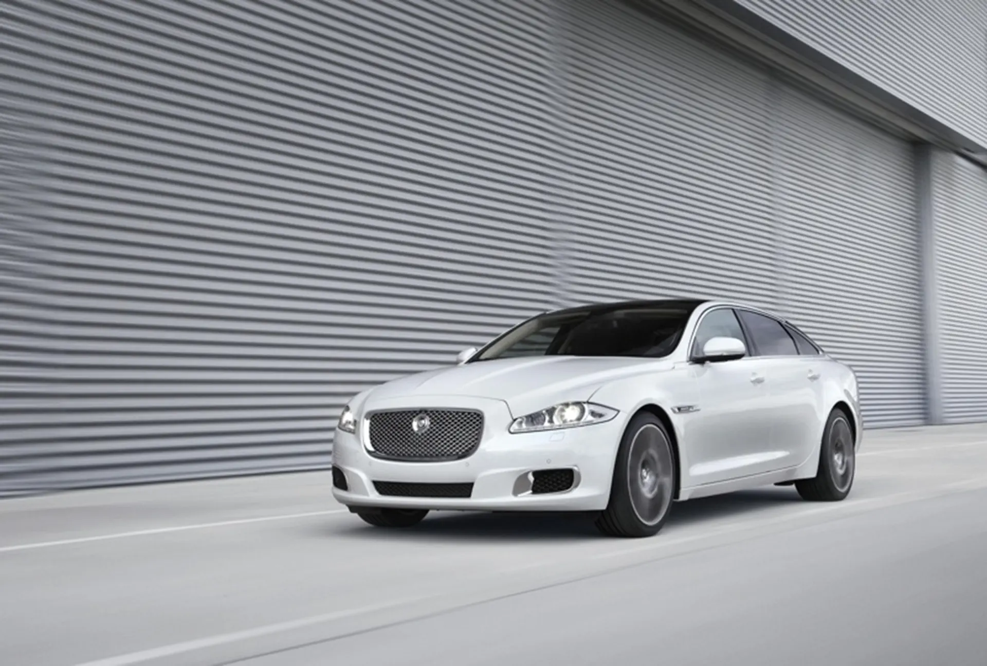 JAGUAR XJ ULTIMATE 2012