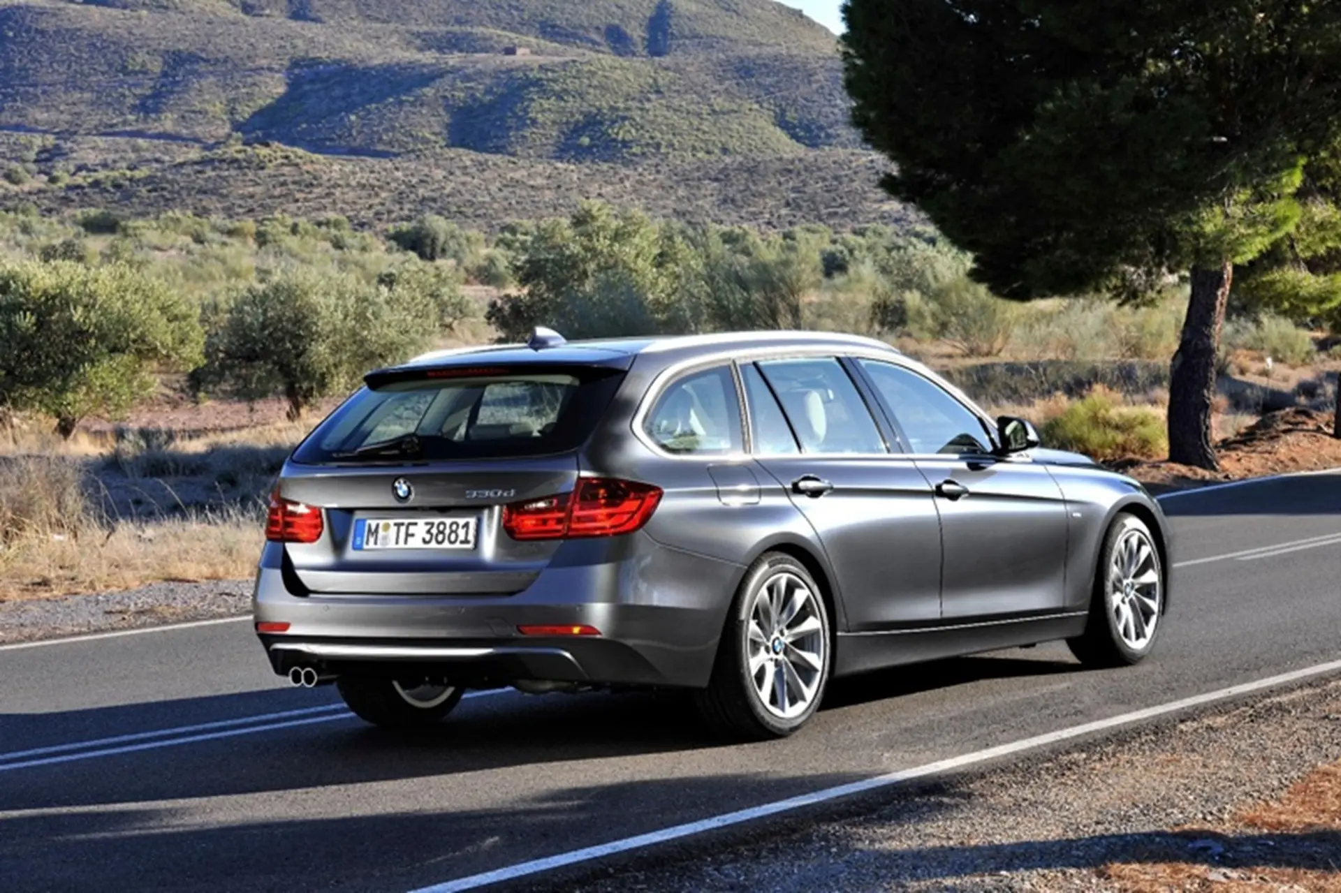 BMW 3 Series Touring 2012