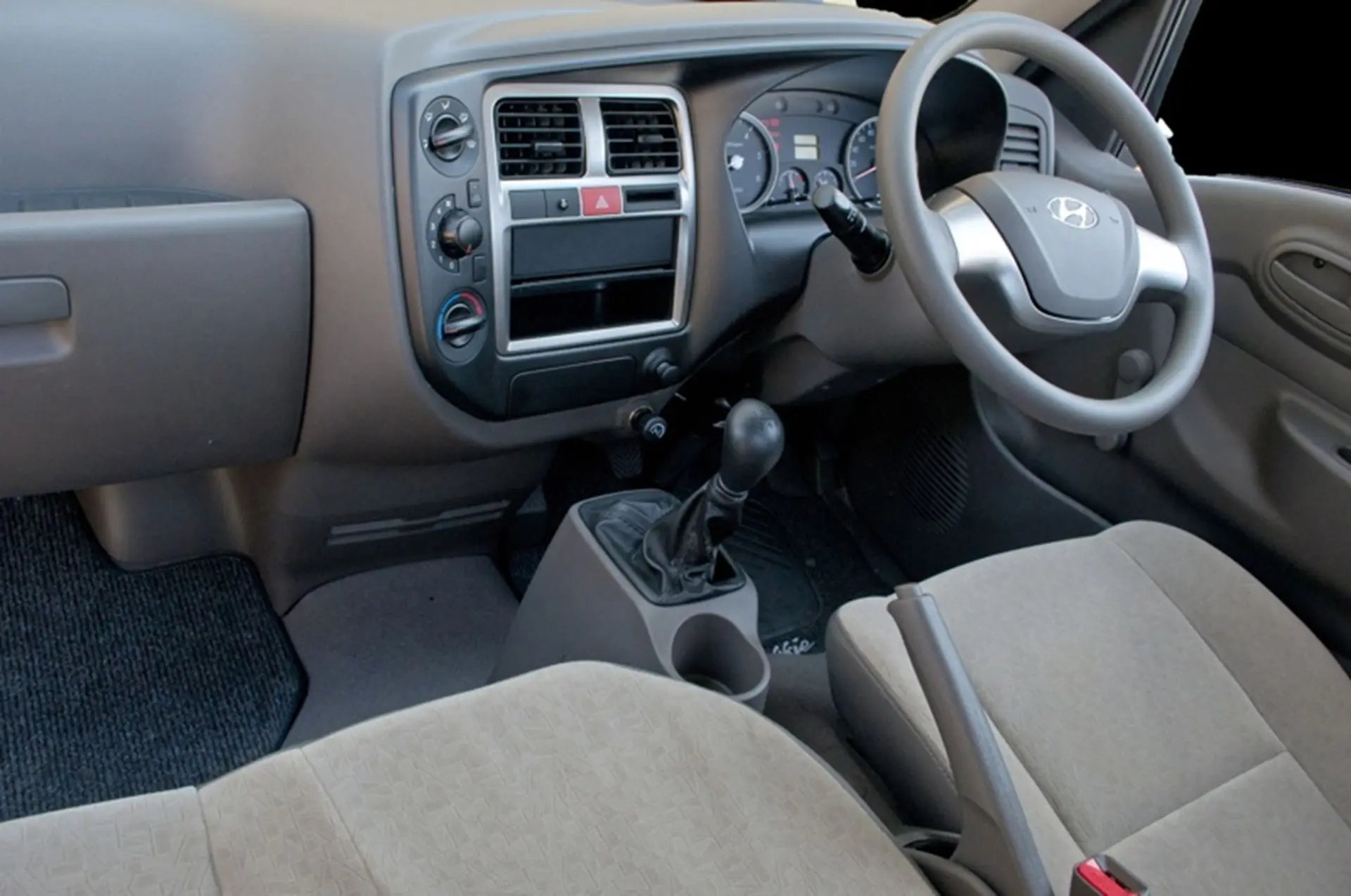 Hyundai H100 Cab