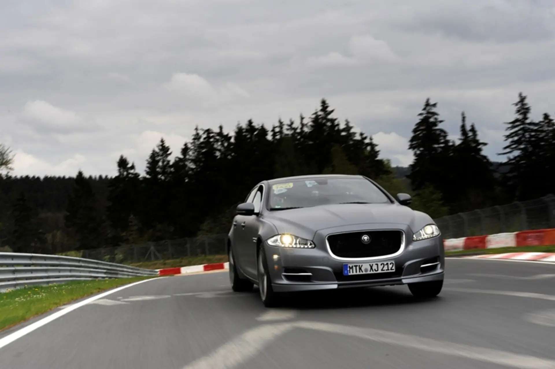 Jaguar XJ Sport Taxi