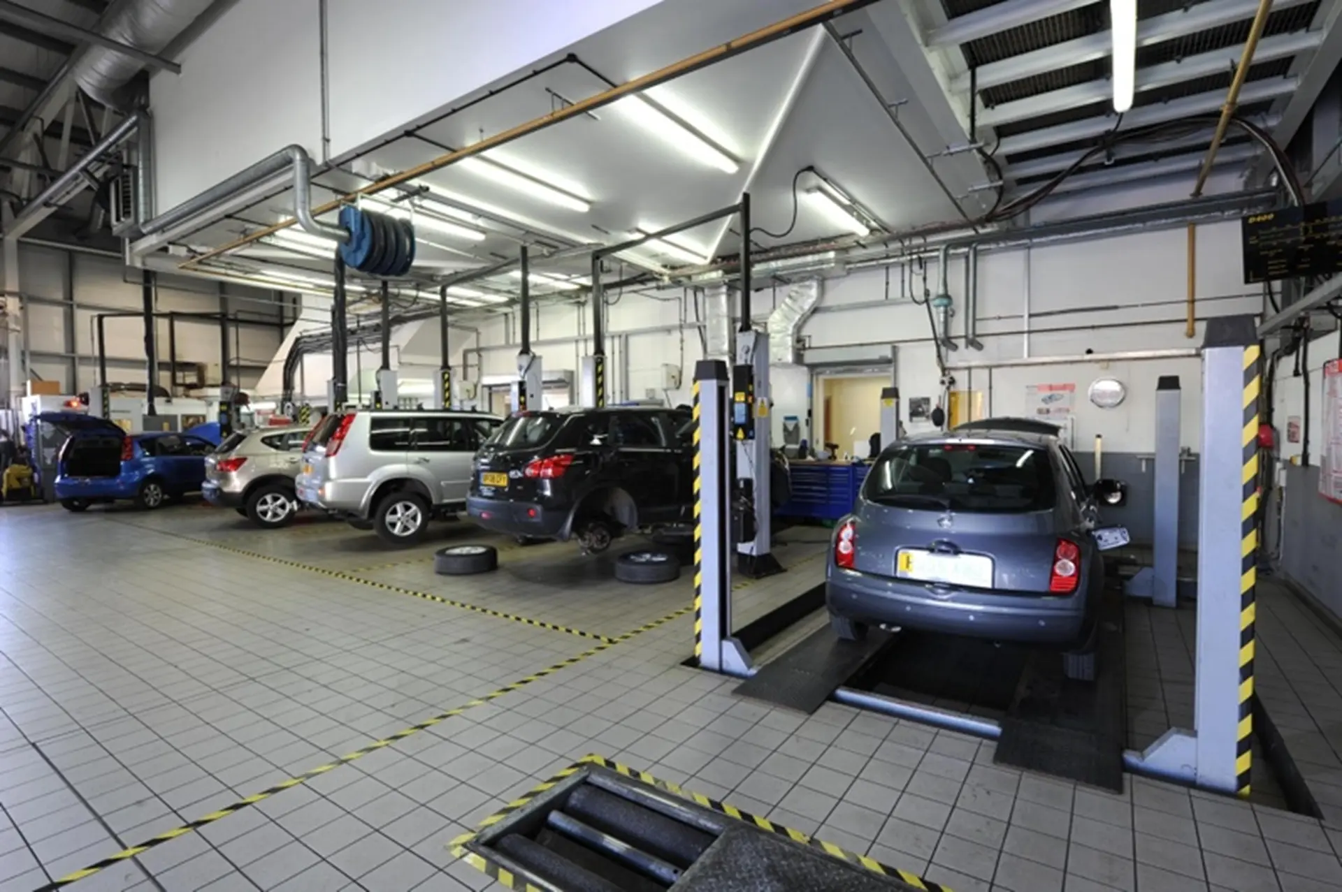 Nissan springs