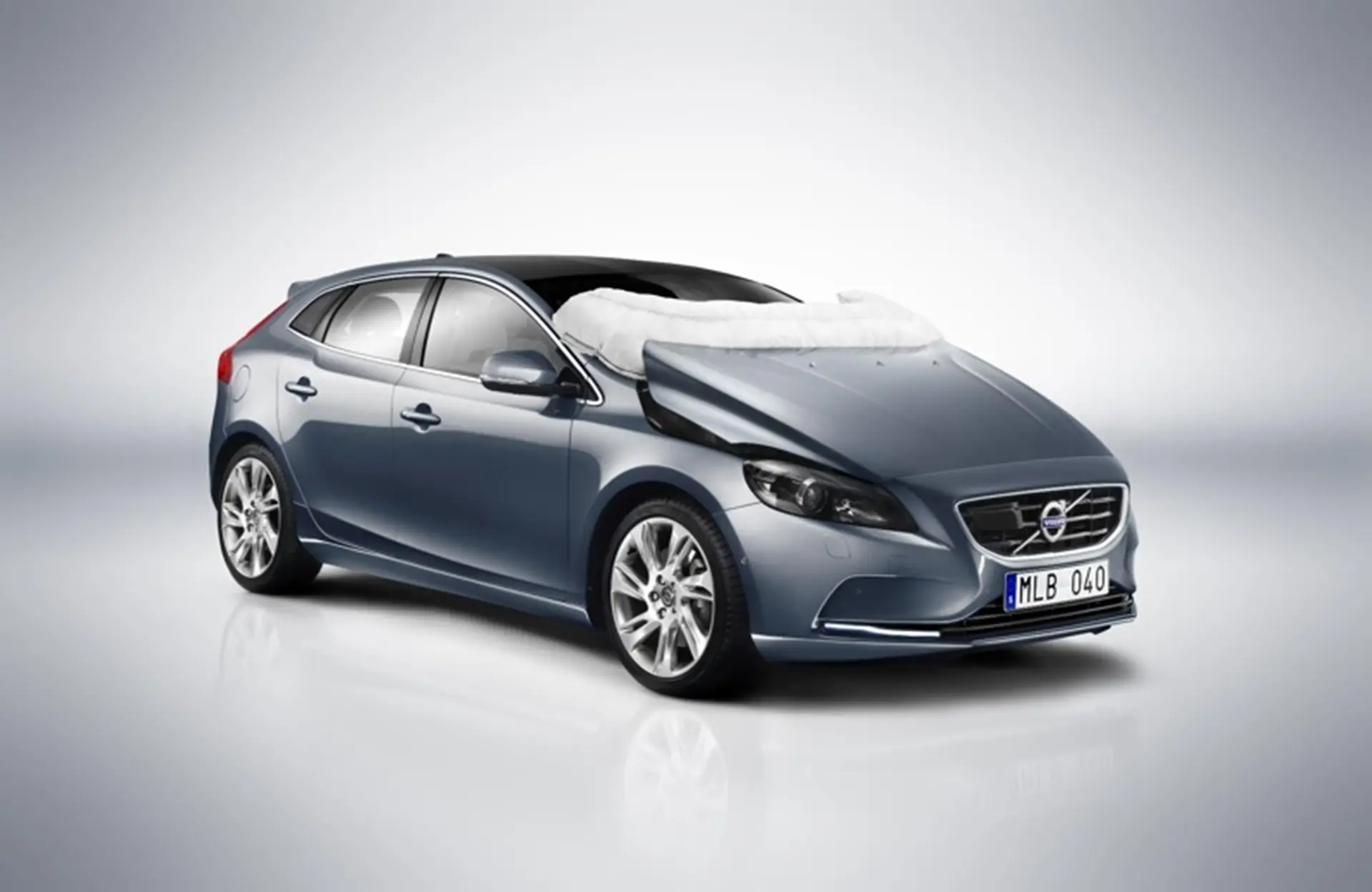 Volvo Safety World First 2012
