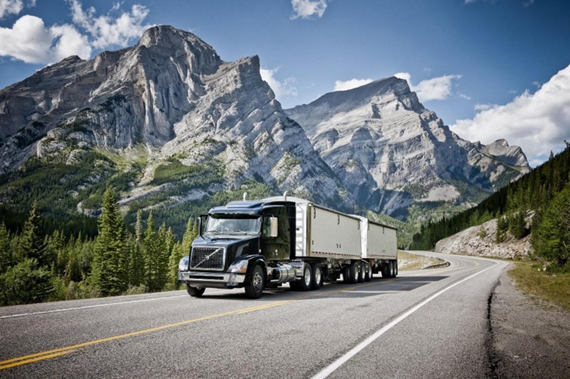 VOLVO TRUCKS DETAILS COMPREHENSIVE BLUE POWER NATURAL GAS STRATEGY FOR NORTH AMERICA