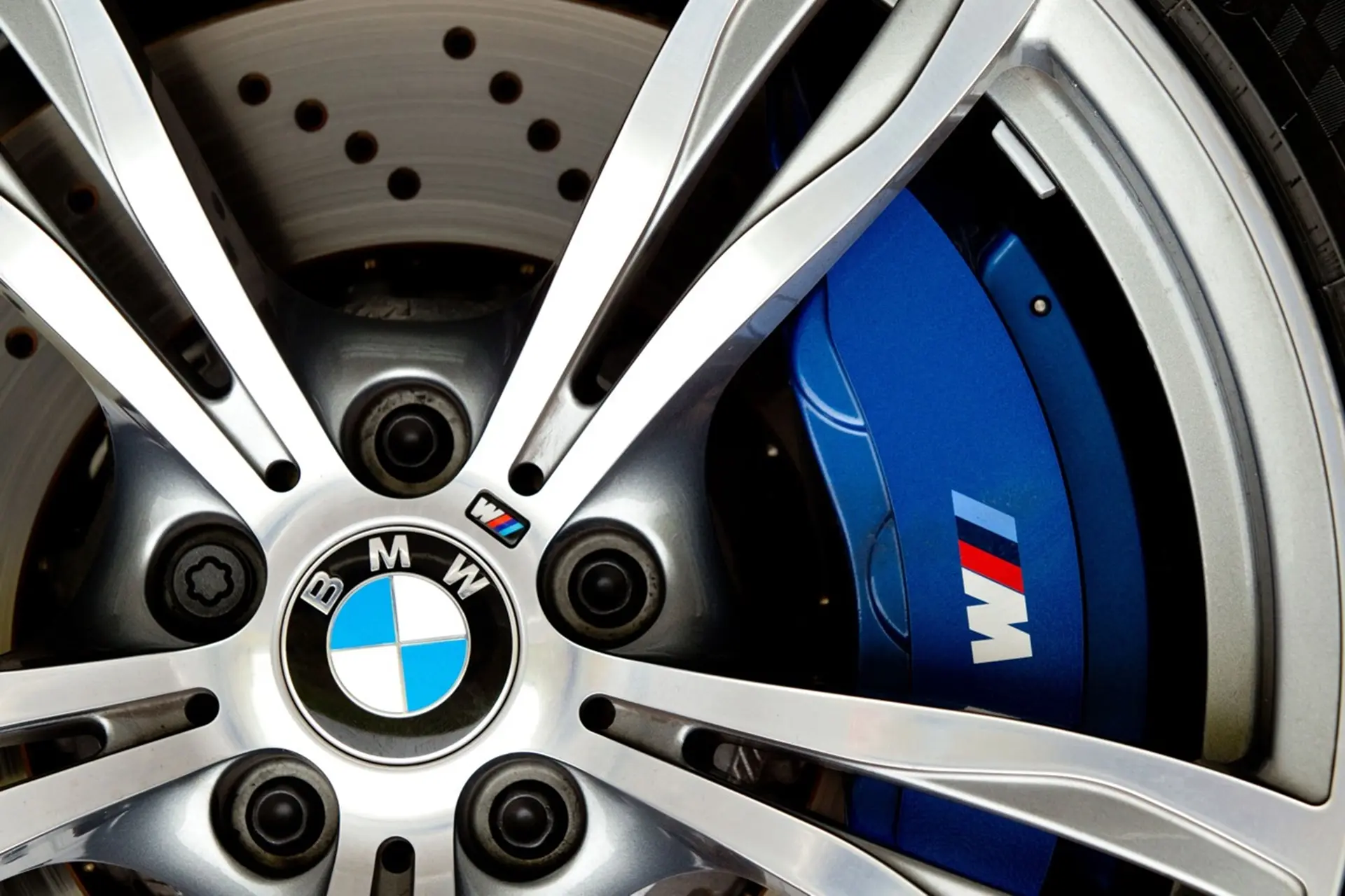 BMW M6 Mags