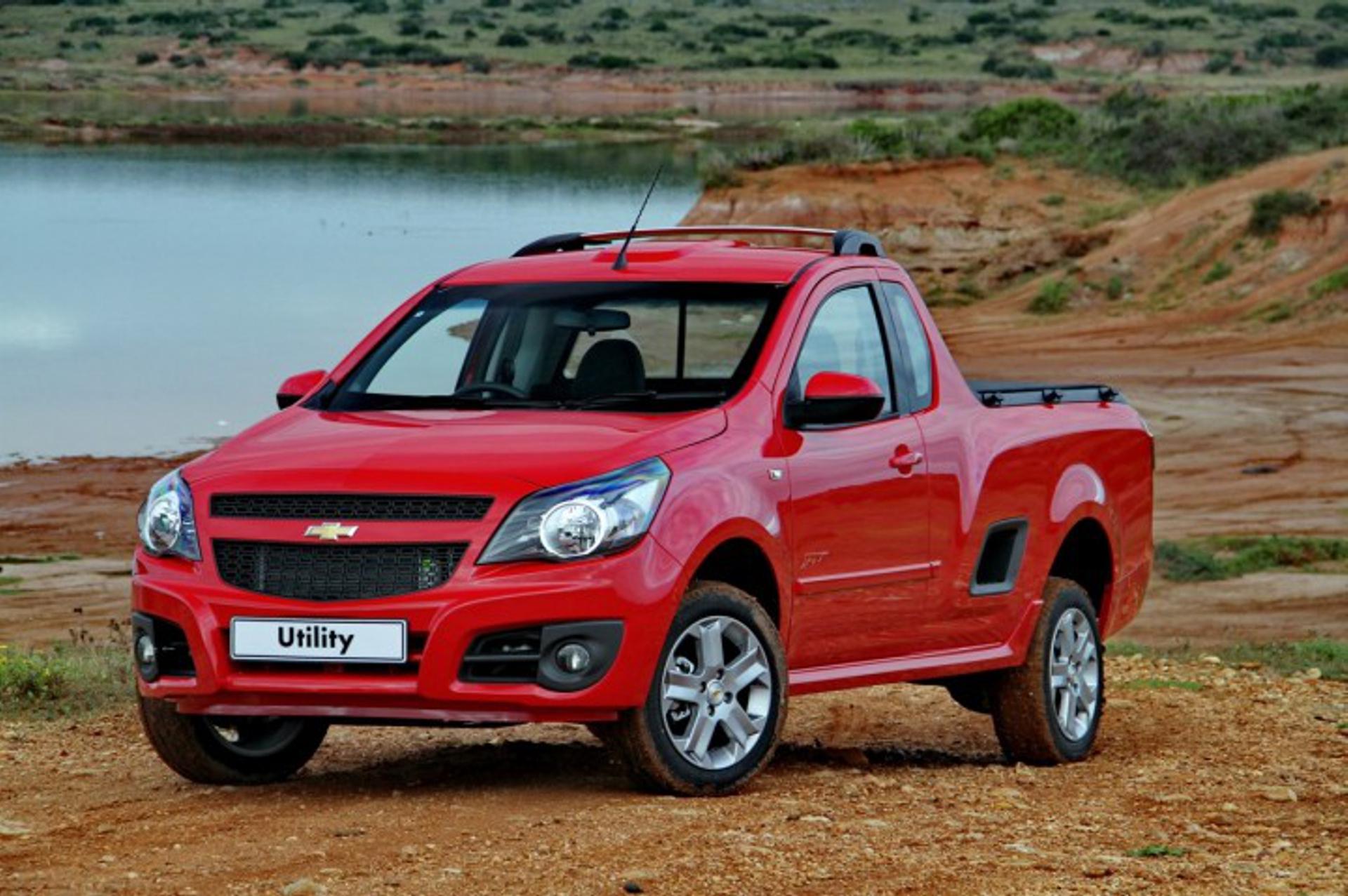 Chev’s UTE Force Gives Cowan High School a Brand New Cricket Field
