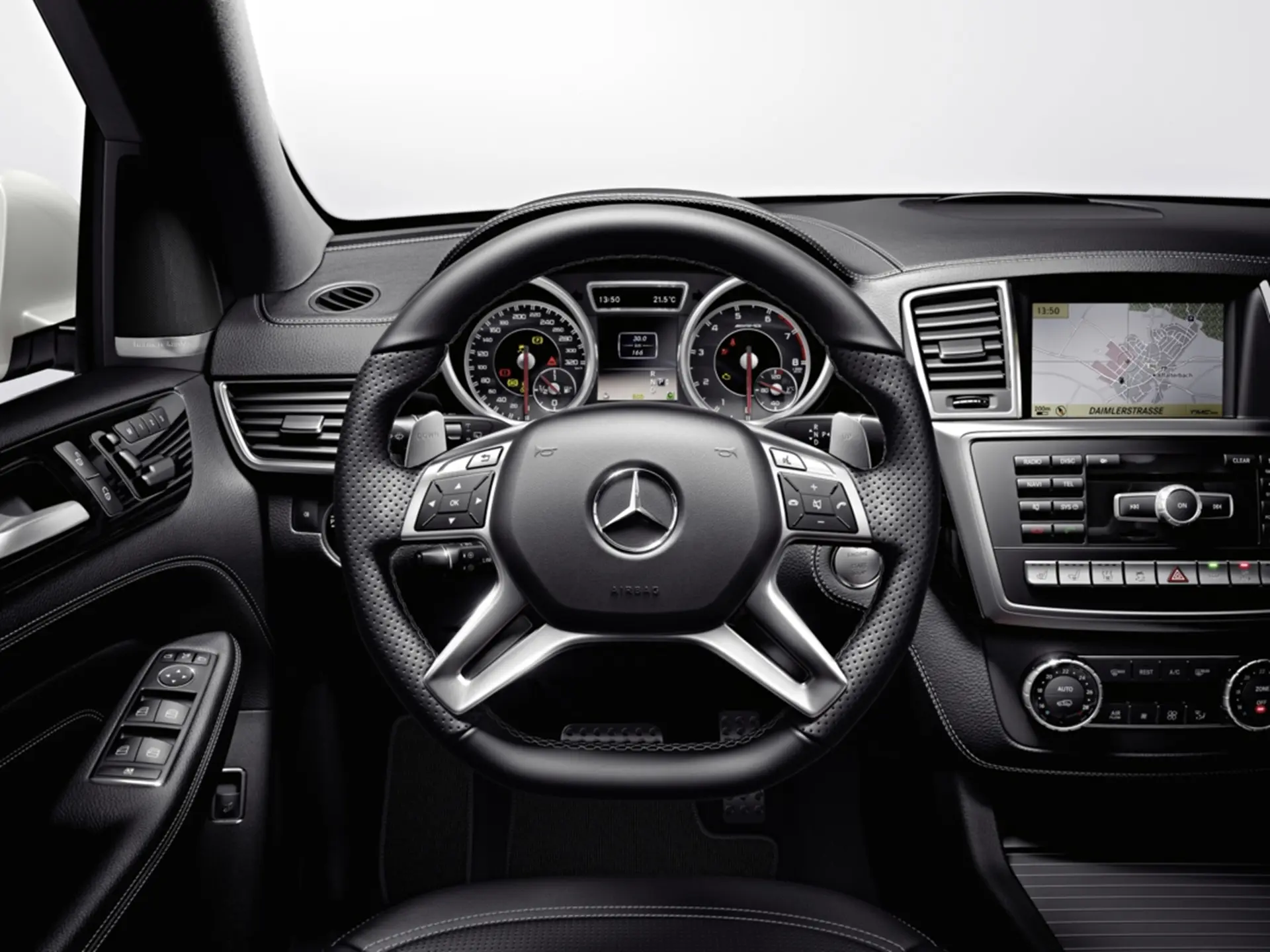Mercedes-Benz M-Class Interior
