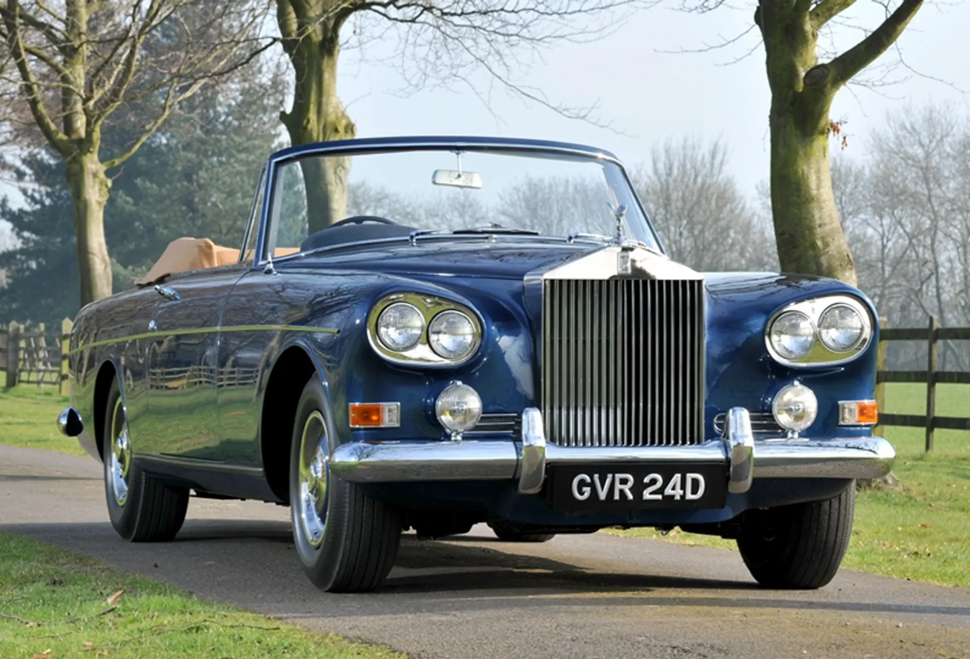Rolls-Royce Silver Cloud III Drophead Coupe