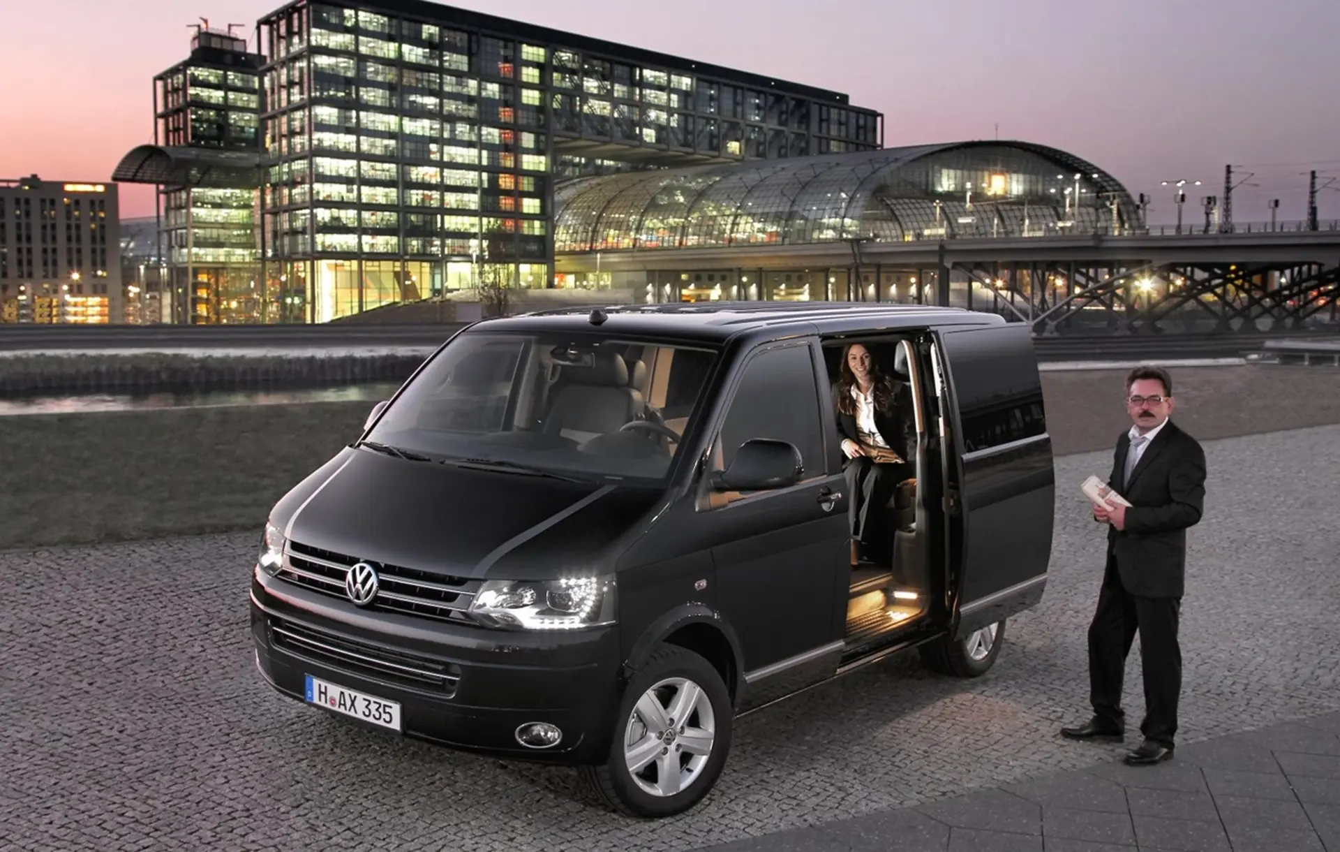 Volkswagen Caravelle 2012