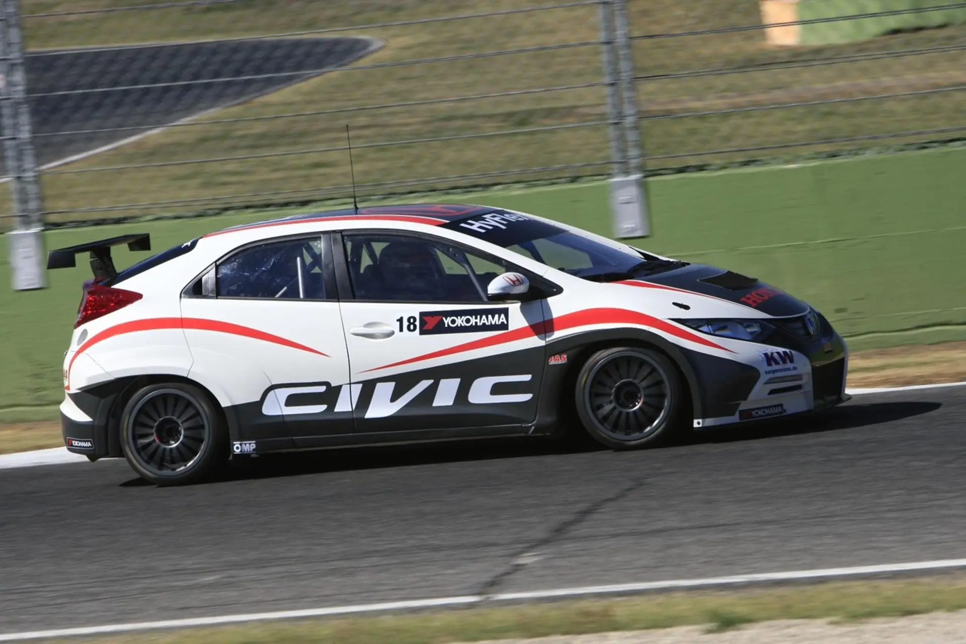 WTCC Honda Civic testing