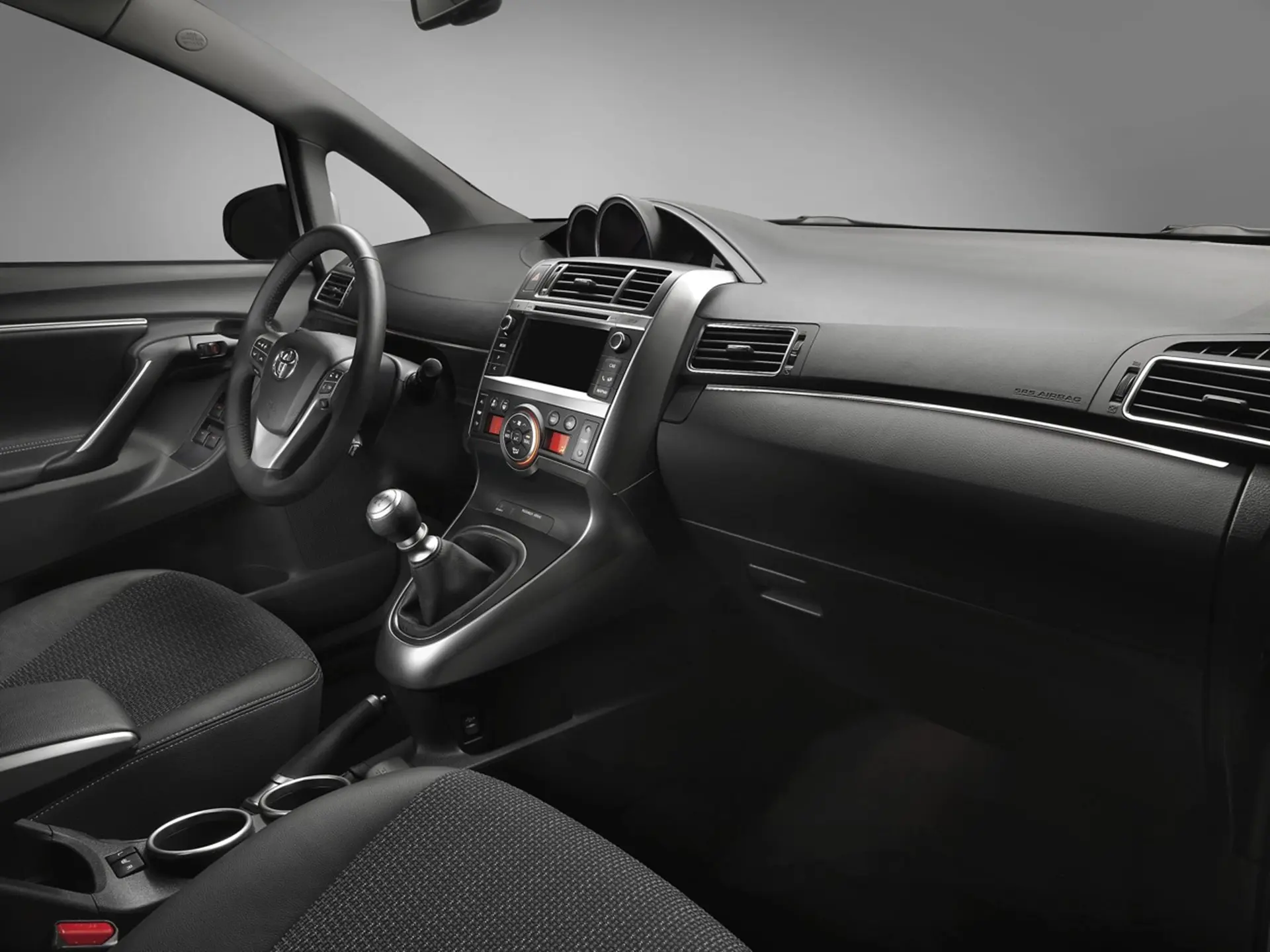 Toyota Verso Inside