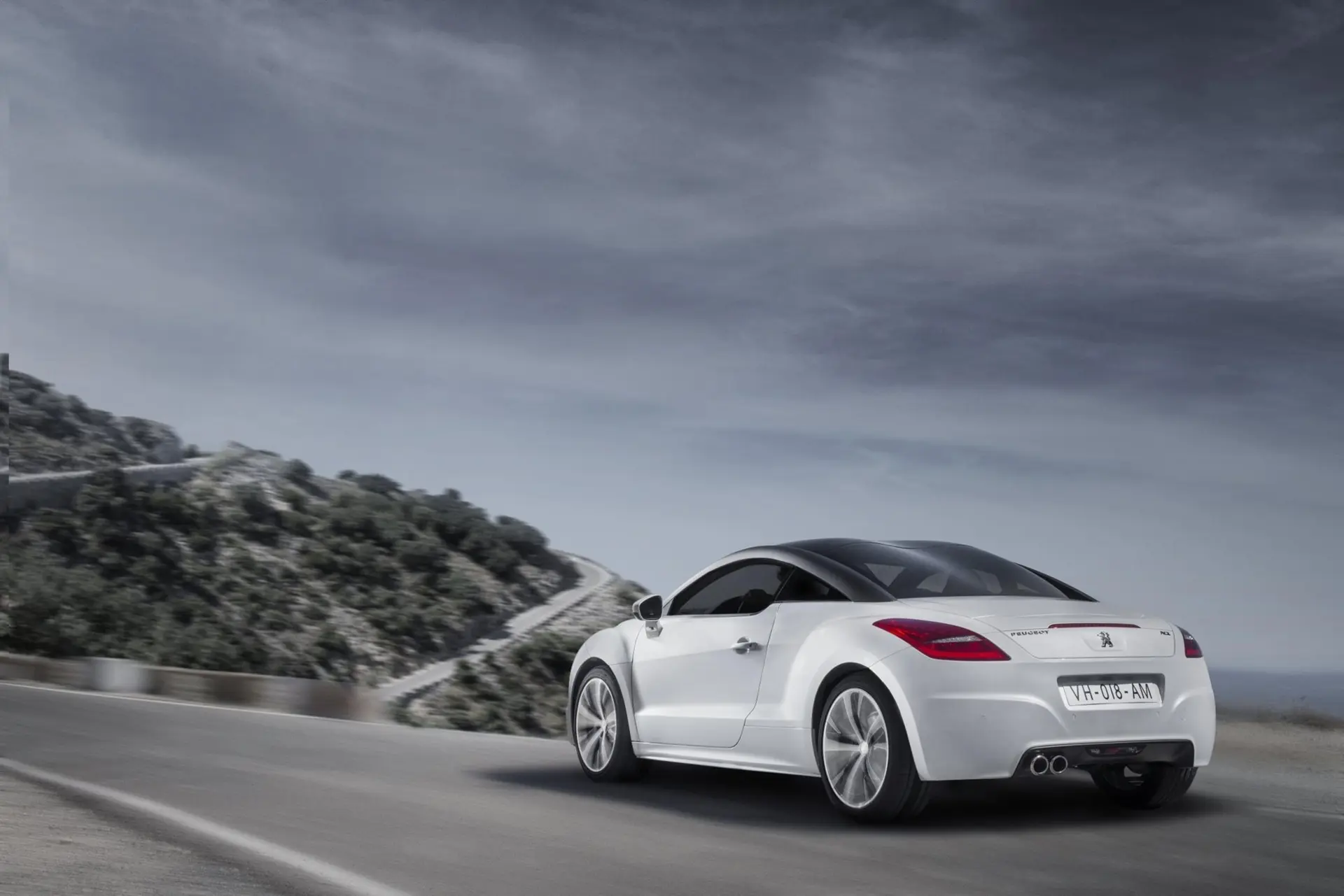 Peugeot RCZ 2013