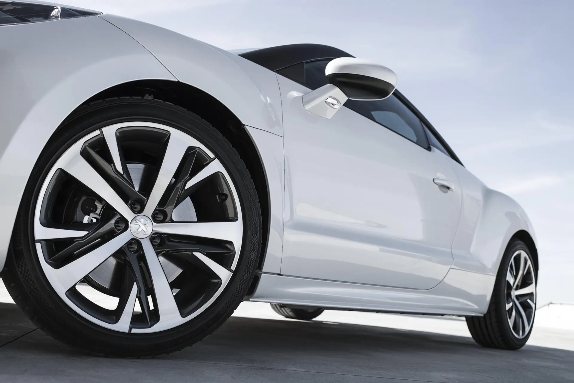 Peugeot RCZ Paris Motor Show