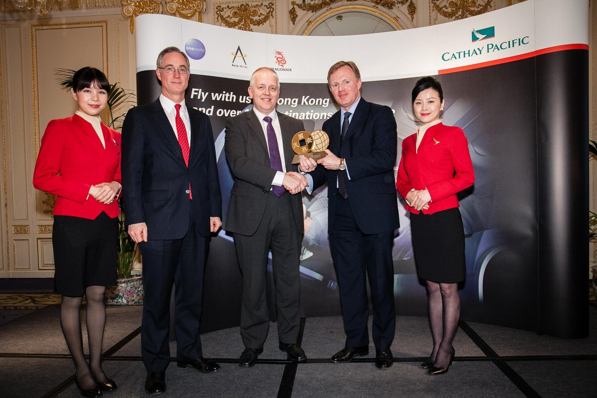 JAGUAR LAND ROVER CHINA WINS RISING STAR CATEGORY AT THE CATHAY PACIFIC CHINA BUSINESS AWARDS