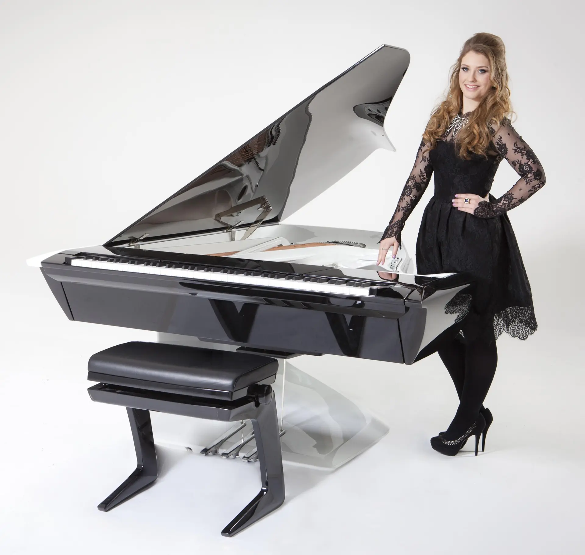 Ella Henderson