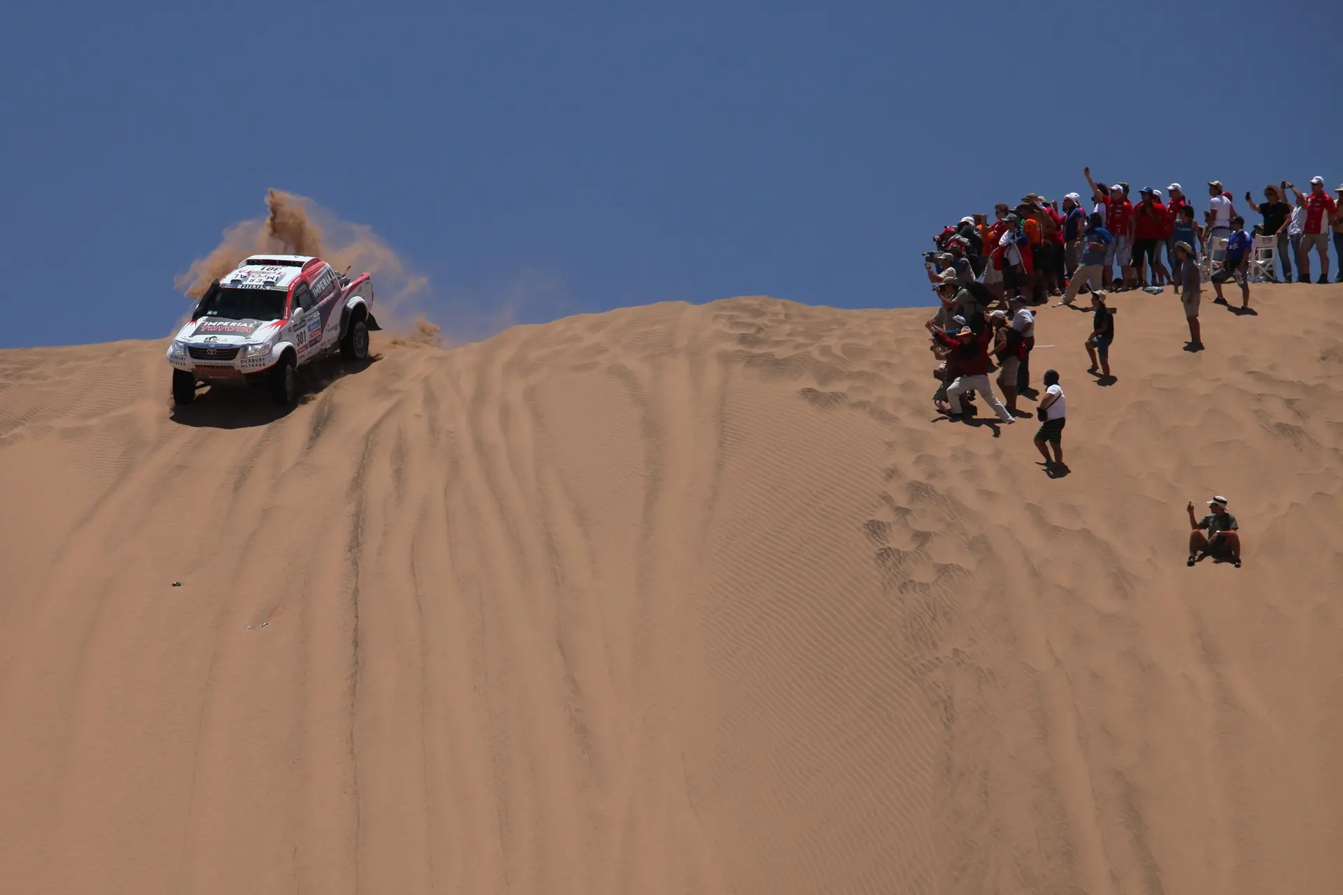 Toyota 2013 Hilux Dakar
